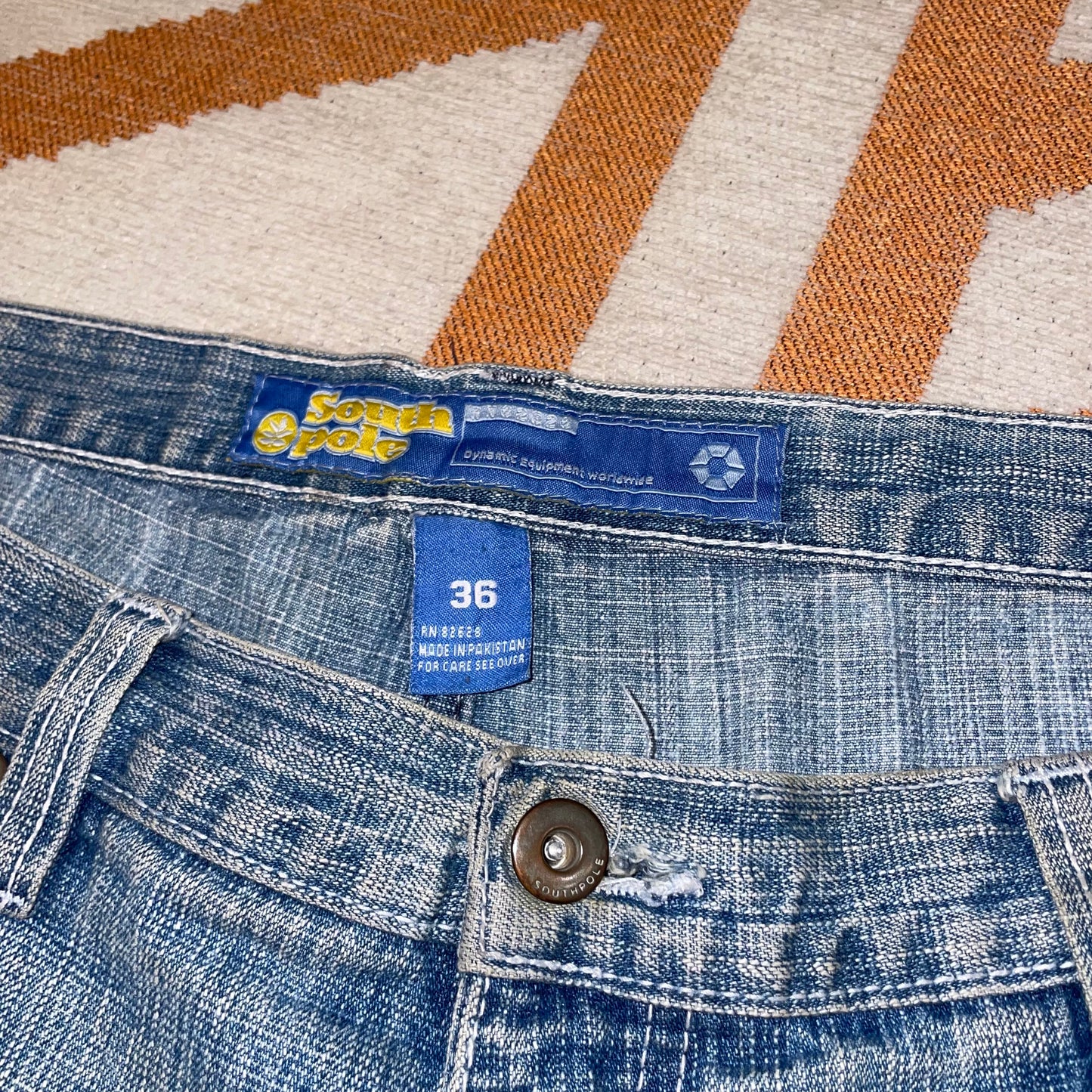 Southpole 00s Embroidered Jorts 36x13