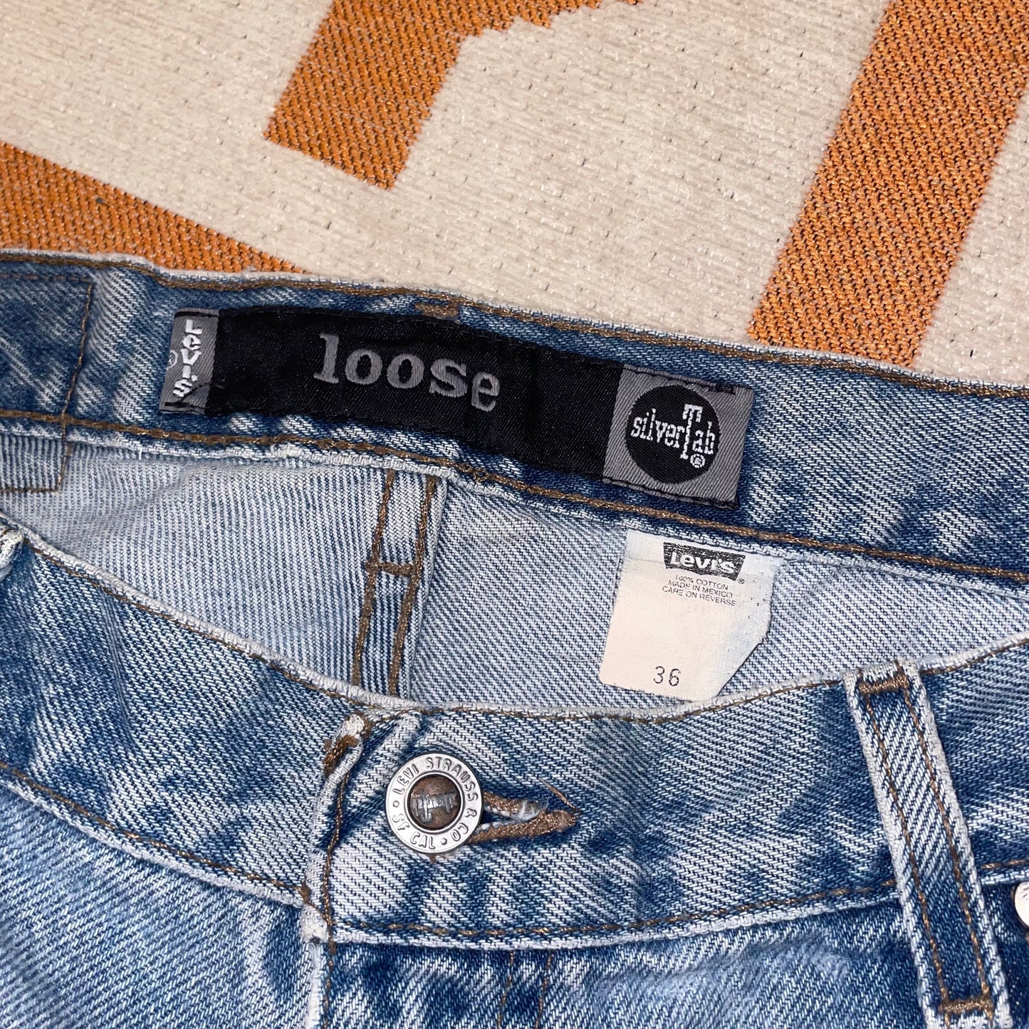 Levi’s Silvertab 00s Baggy Jorts 36x11