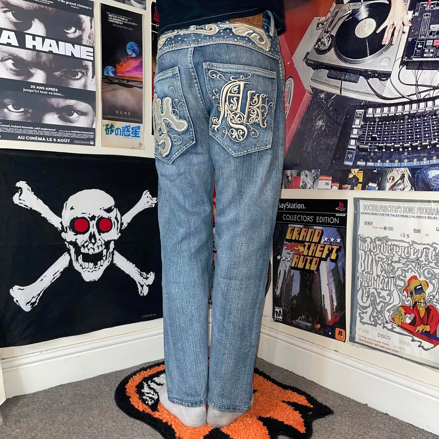 Akademiks 00s Embroidered Swirl Jeans 30x29