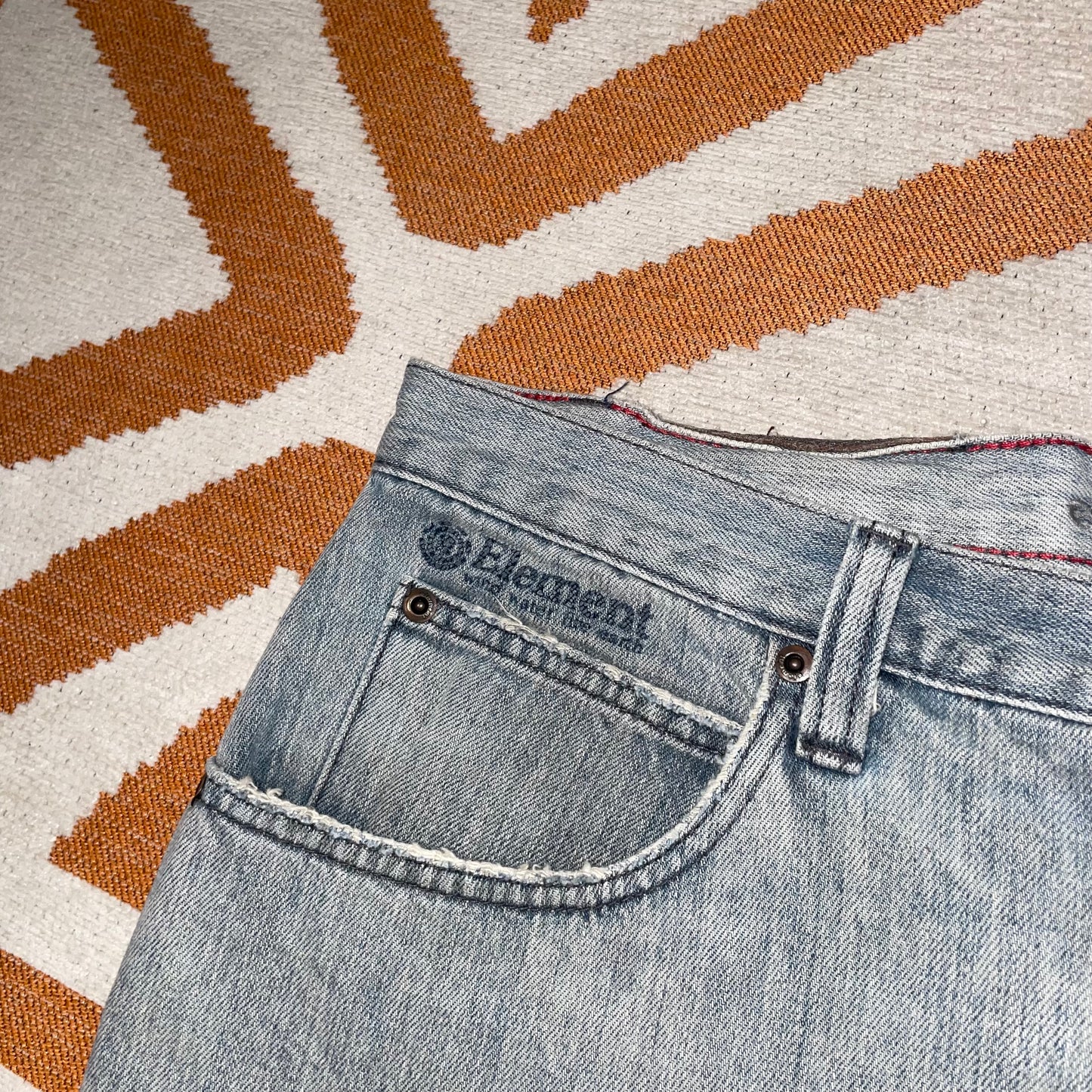 Element 00s Embroidered Baggy Jorts 34x13