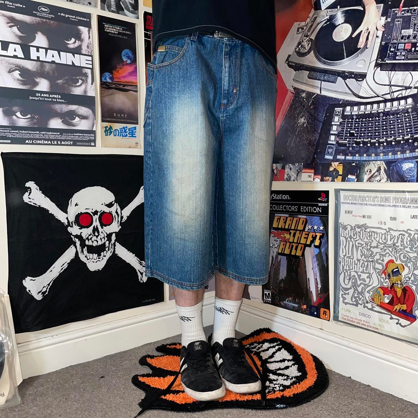 Tribal Gear 00s Embroidered Jorts 34x15