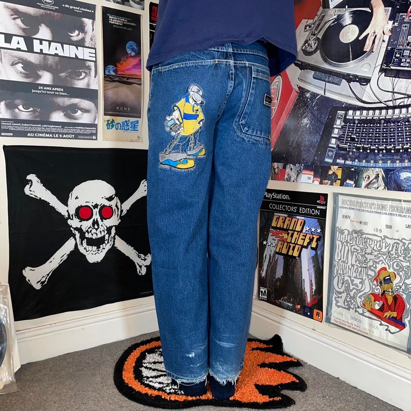 Paco Sport 90s Embroidered Character Denim Blue Jeans 27x30