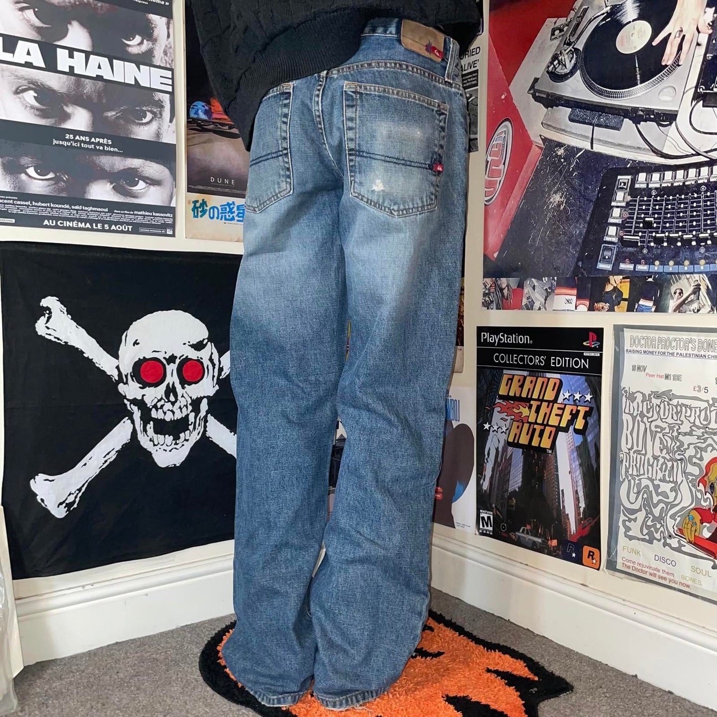 Quiksilver 00s Embroidered Loose Jeans 32x32