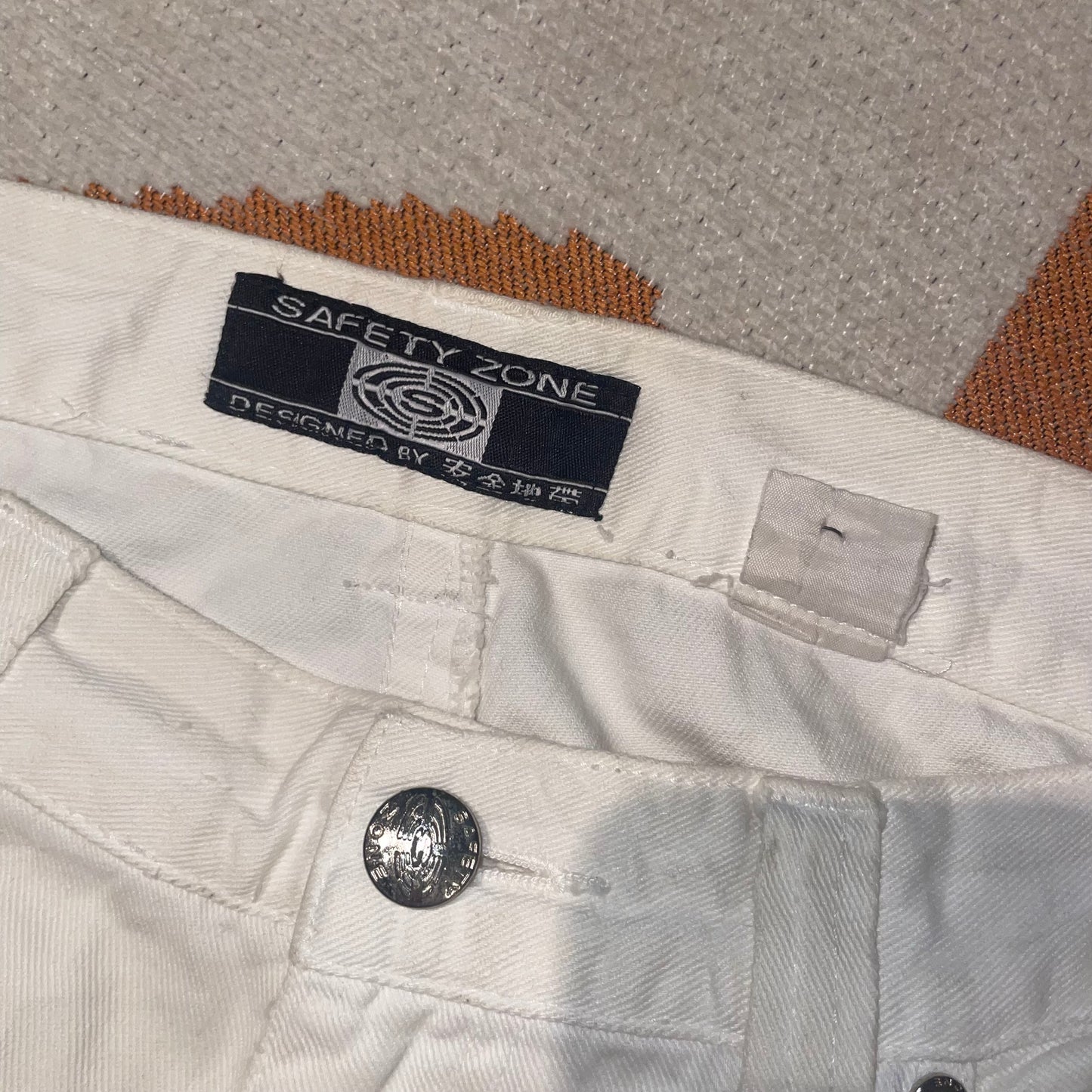 Safety Zone 90s White Jeans 30x32