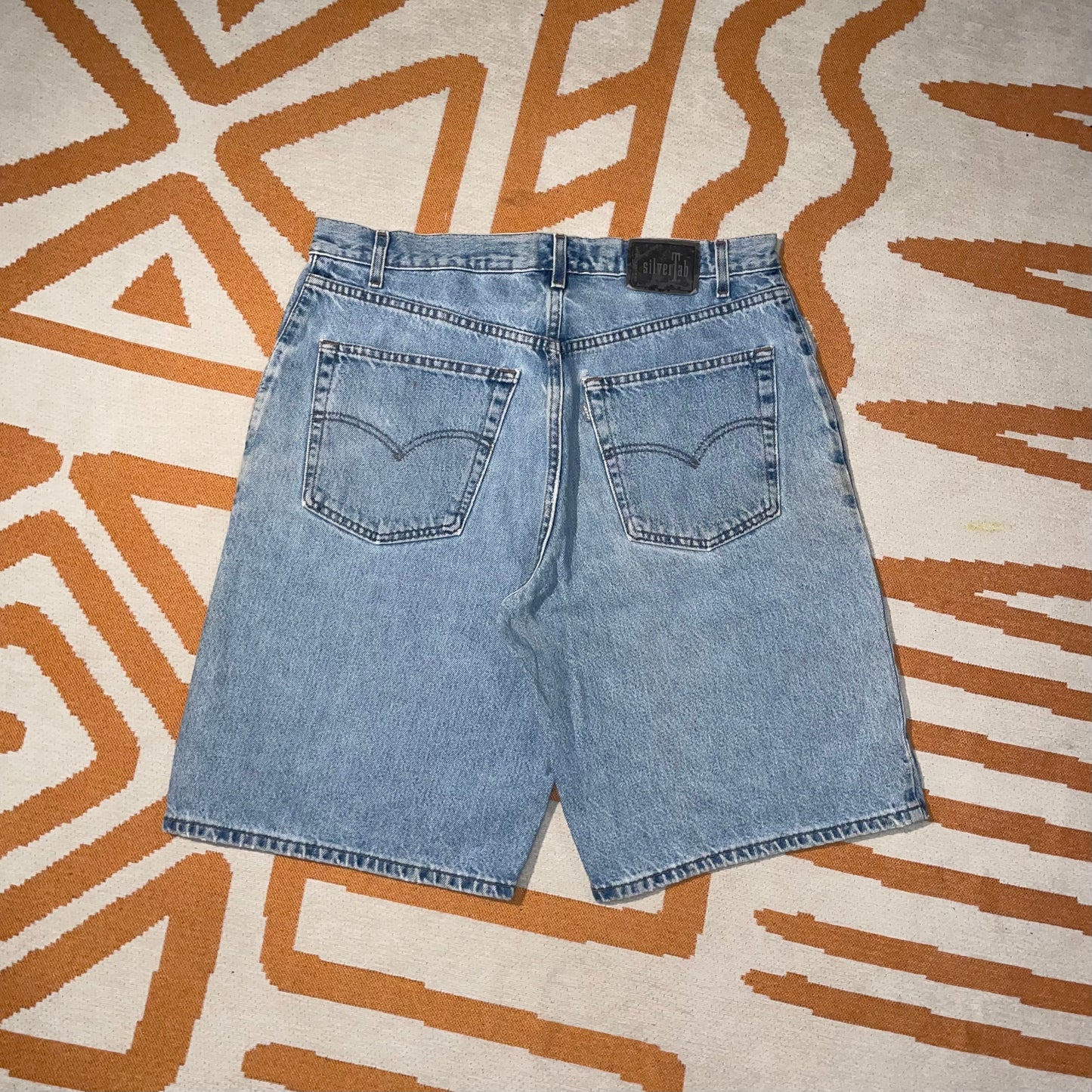 Levi’s Silvertab 00s Baggy Jorts 36x11