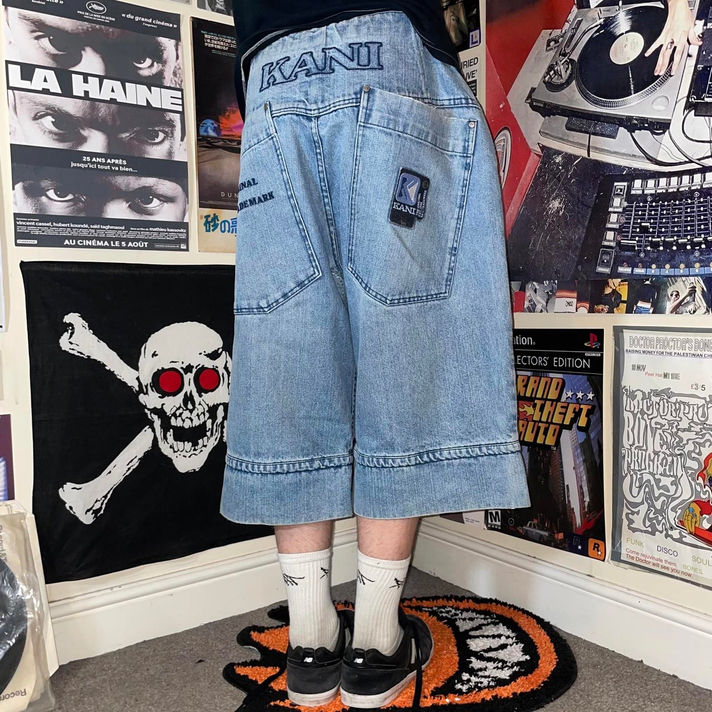 Karl Kani 00s Embroidered Baggy Jorts 38x15