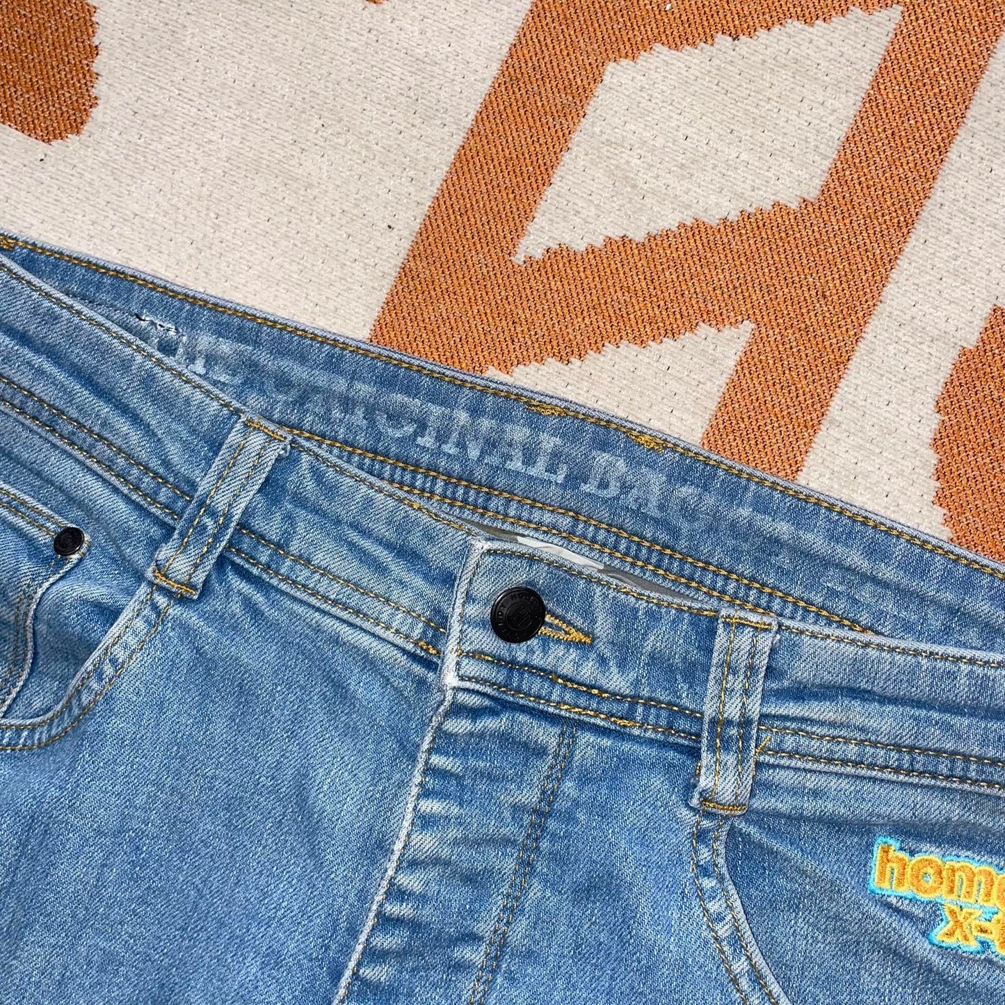 Homeboy 00s Embroidered Baggy Jeans 28x30