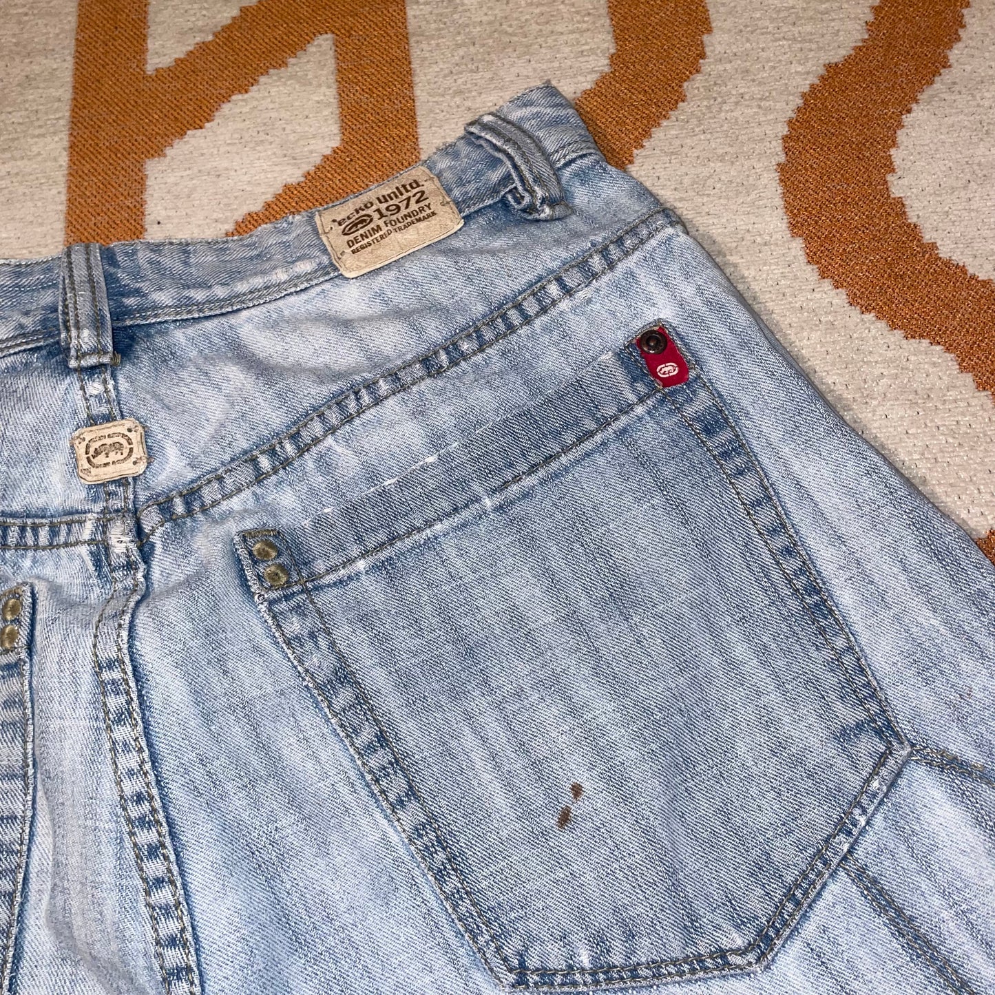 Ecko Unltd. 00s Rhino Embroidered Jorts 28x11