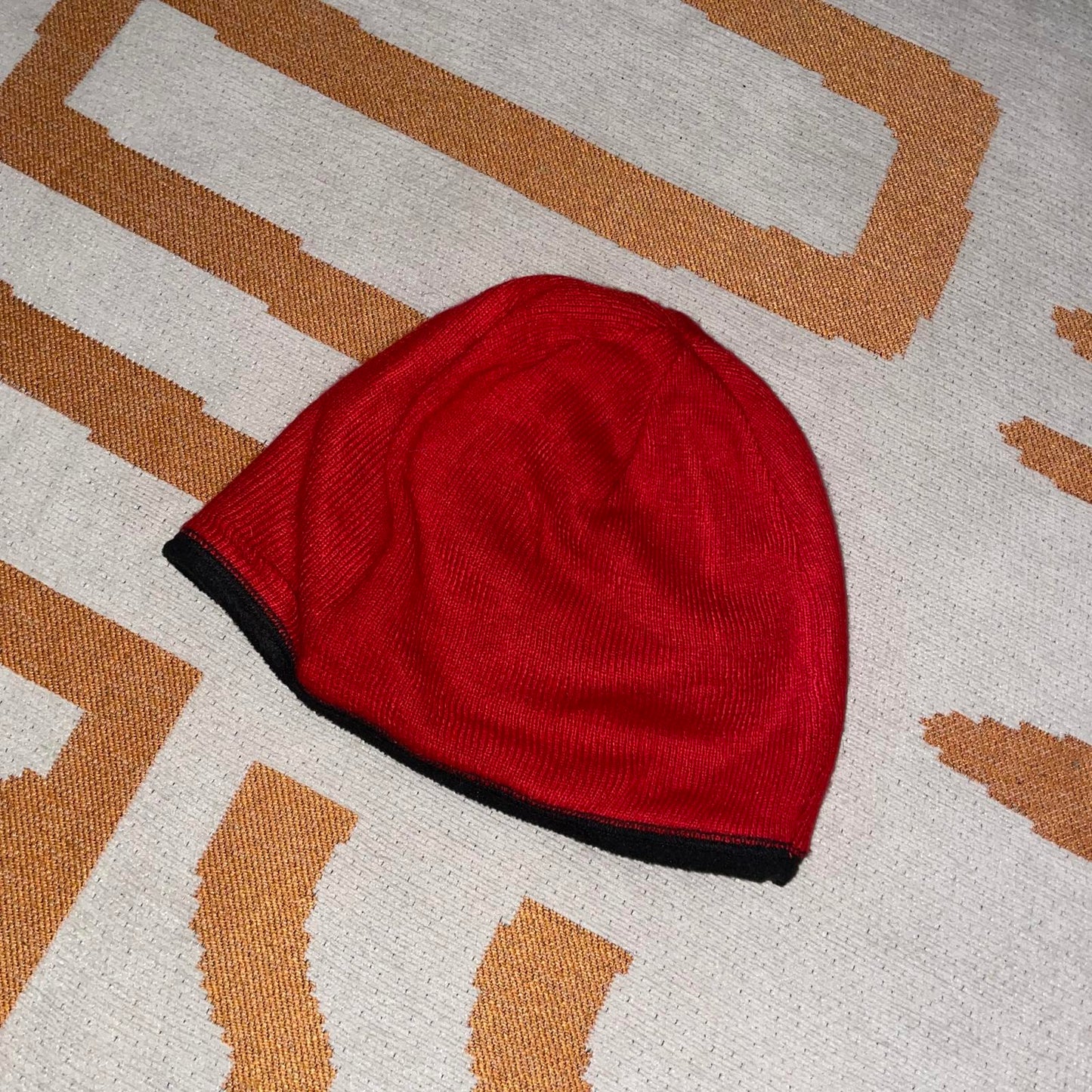 Nike 00s Reversible Swoosh Beanie