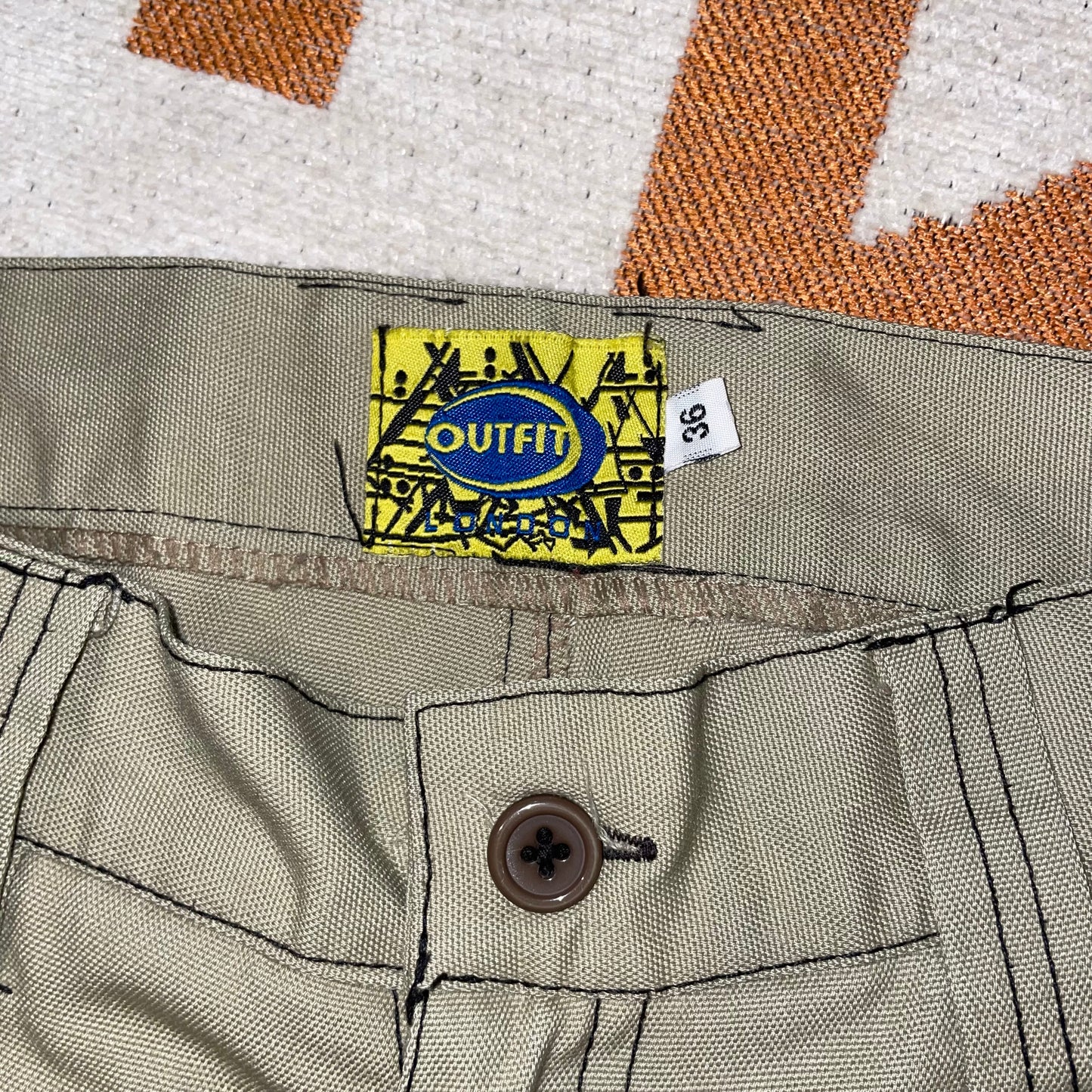 Outfit 00s Graffiti Printed Pants 30x31