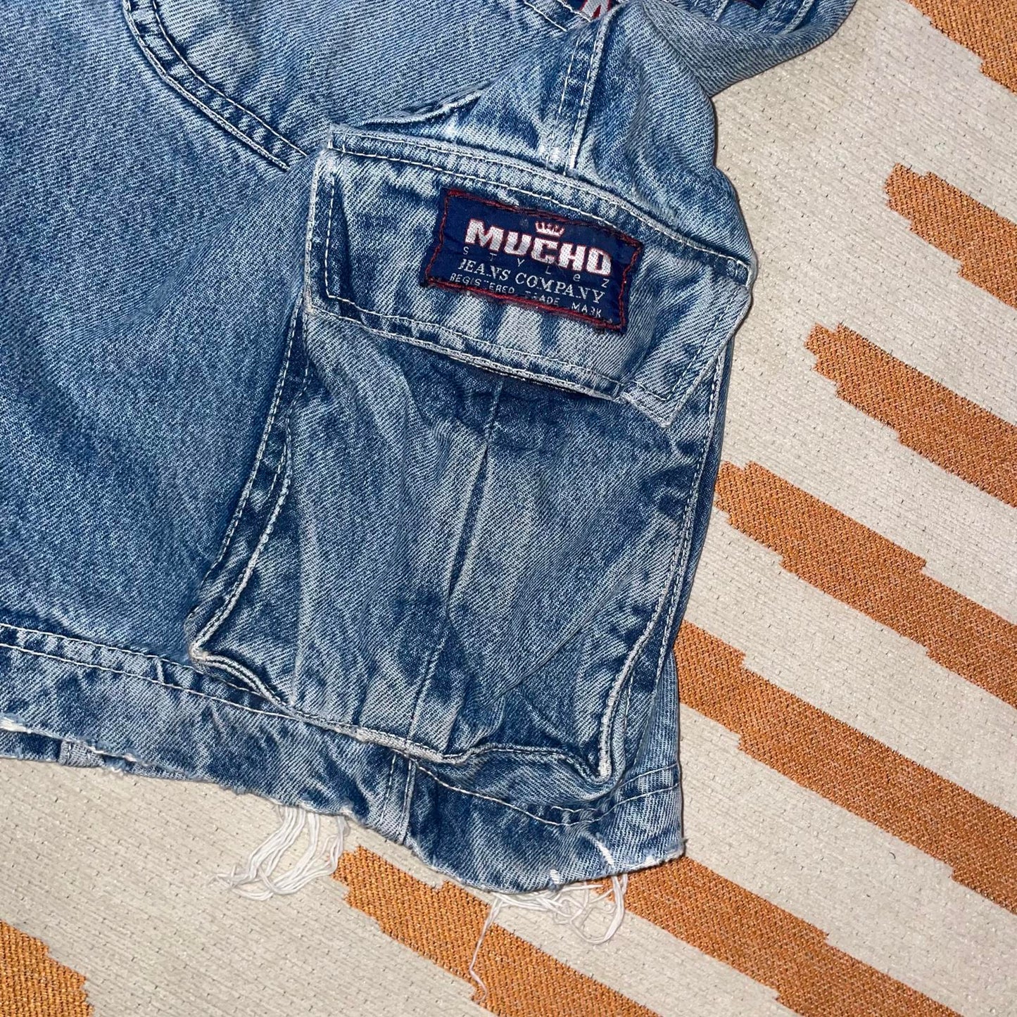 Mucho 90s Baggy Cargo Jorts 36x12