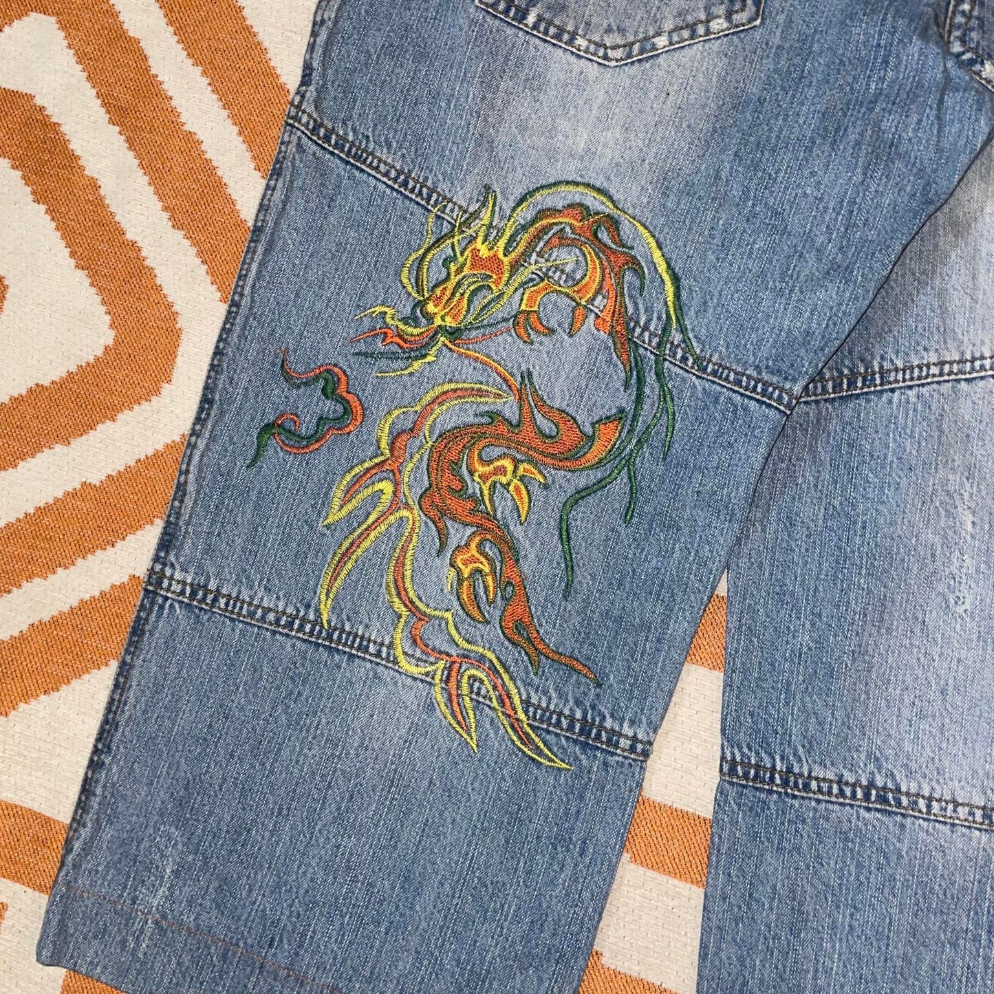 Bono Bono 00s Embroidered Jorts 36x21