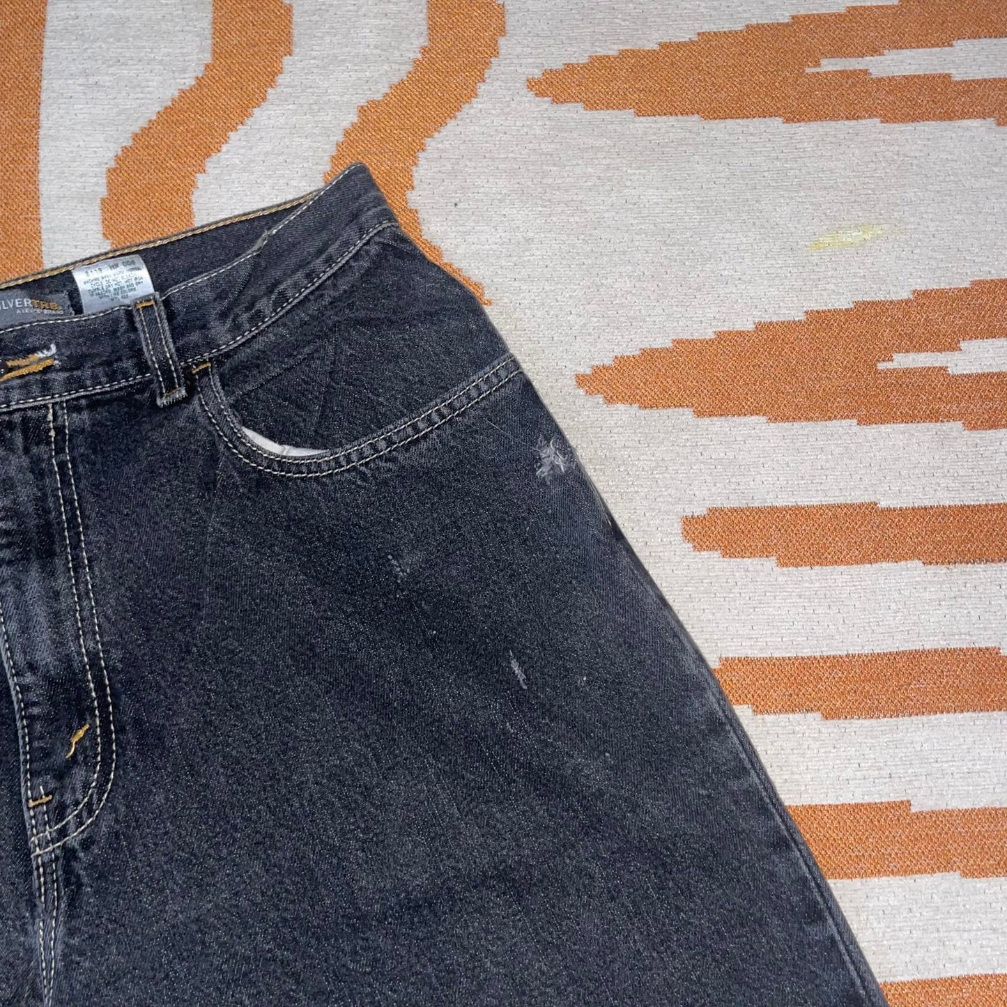 Levi’s Silvertab 00s Baggy Jorts 30x13