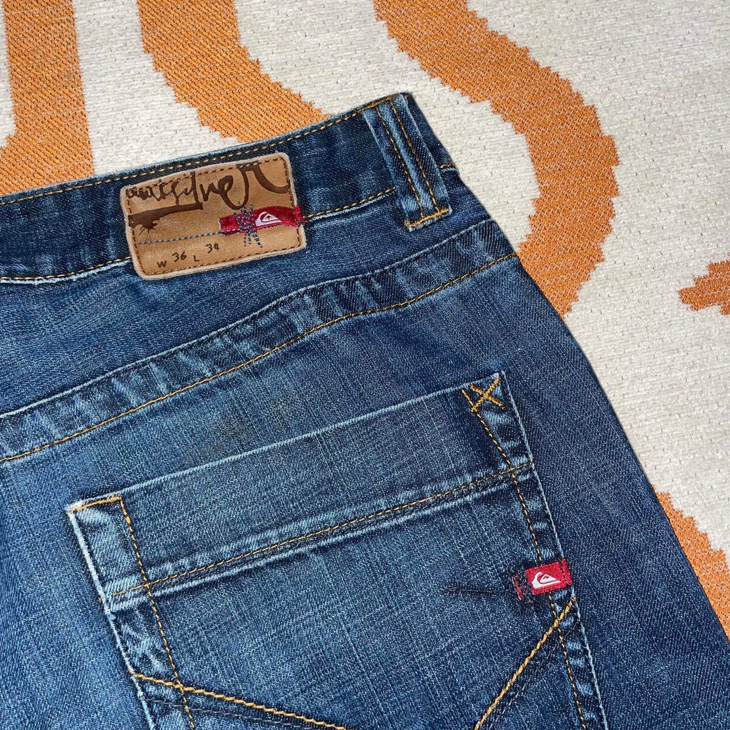 Quiksilver 00s Baggy Embroidered Jeans 36x32