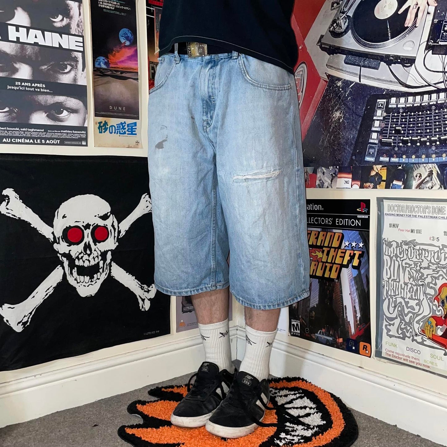 Rocawear 00s Embroidered Baggy Jorts 36x14