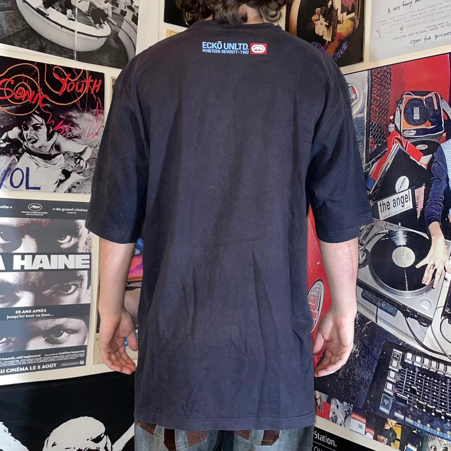 Ecko Unltd. 00s Graphic Spraypaint T-Shirt L