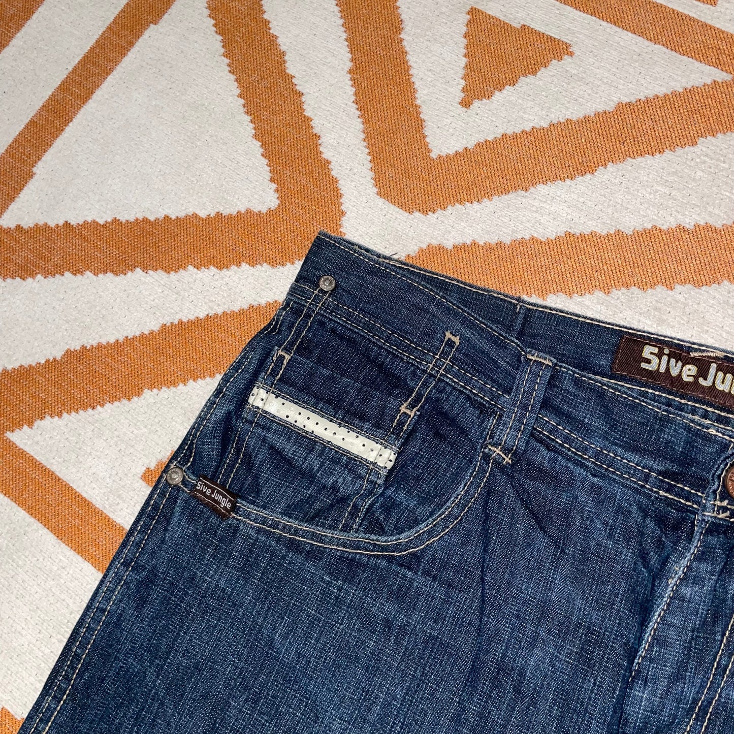 5ive Jungle Co. 00s Capri Jorts 38x22
