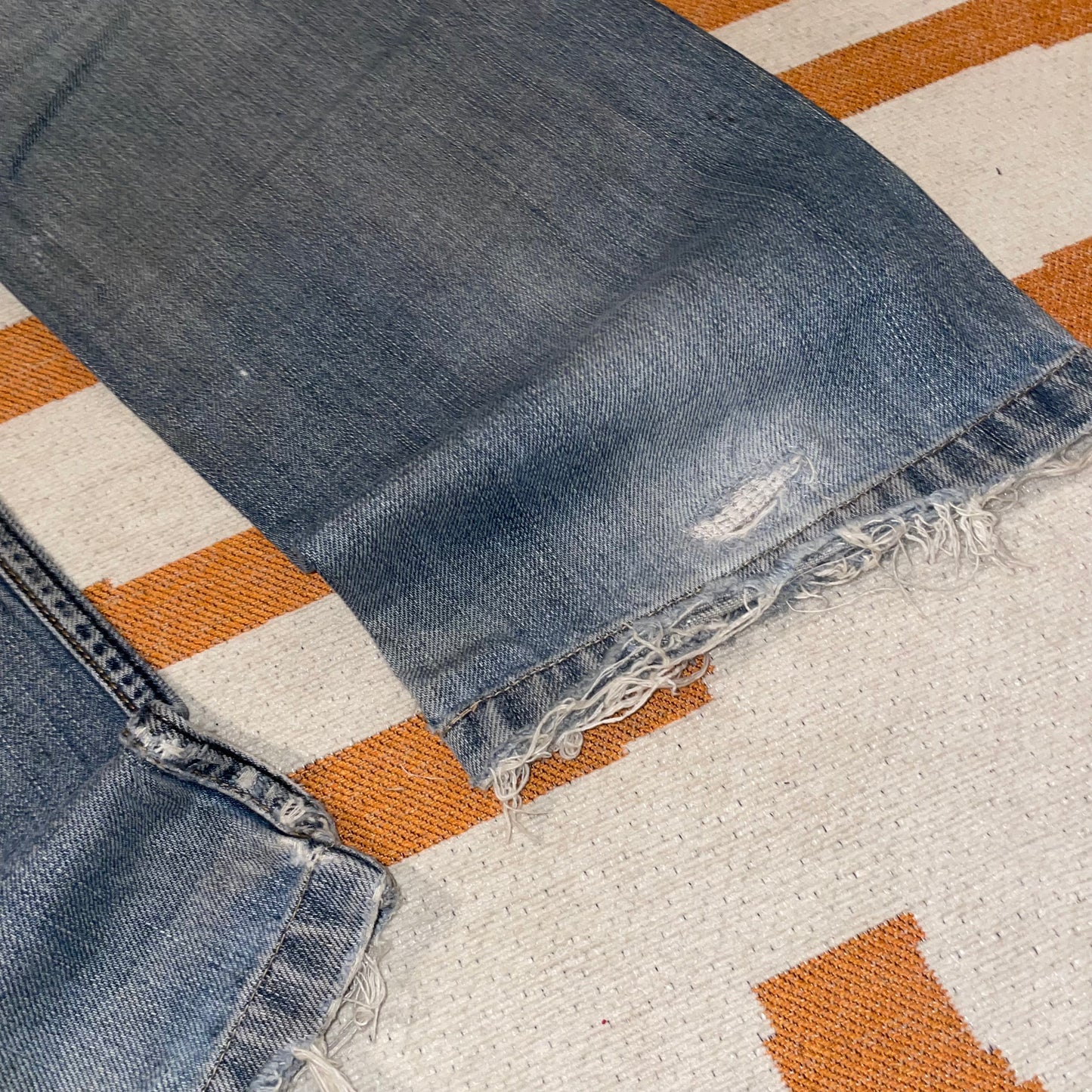 Jizo 00s Japanese Embroidered Jeans 31x31