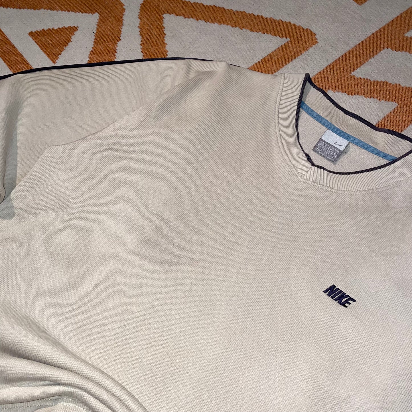 Nike 00s Embroidered Cream Sweatshirt S