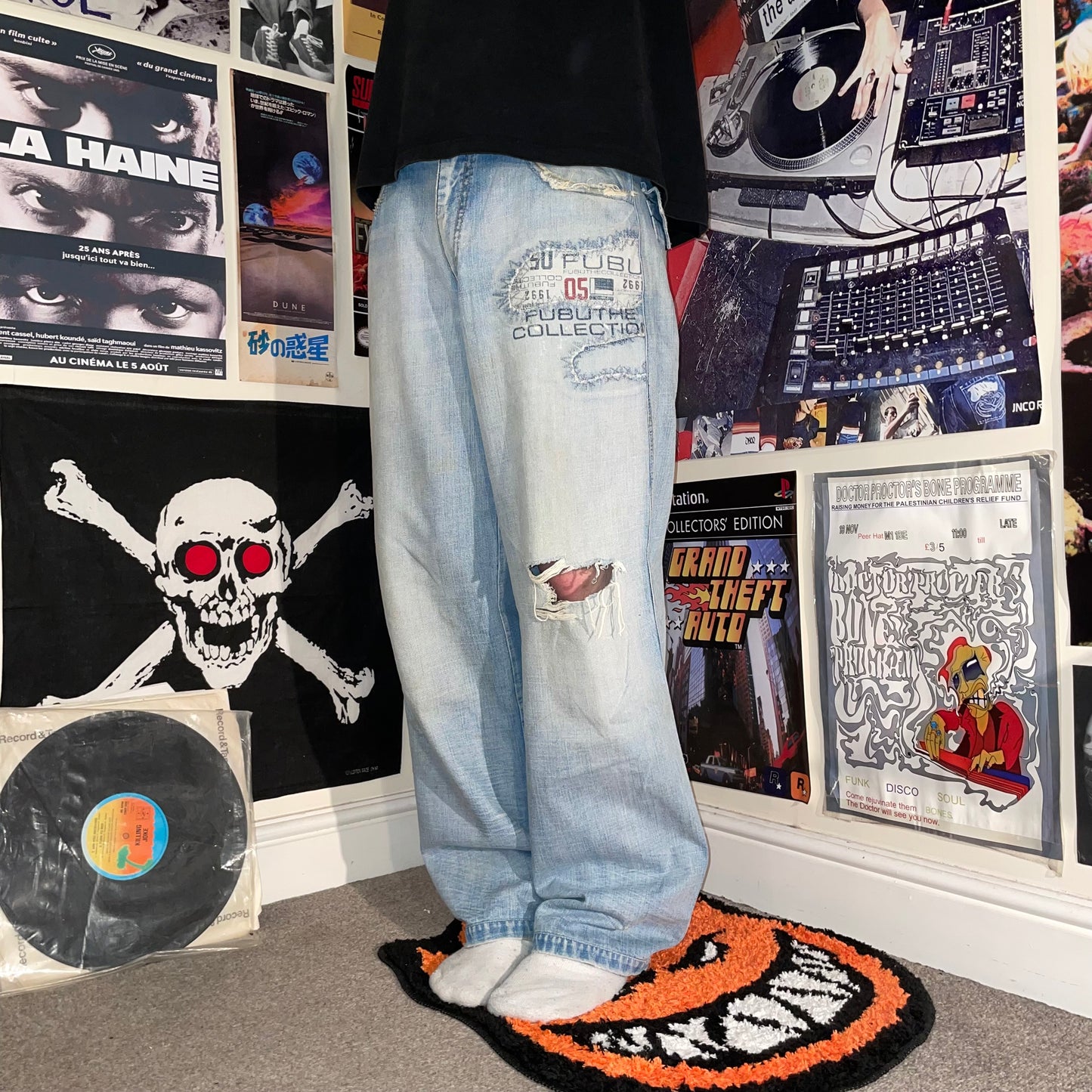 Fubu 00s Baggy Embroidered Jeans 30x32