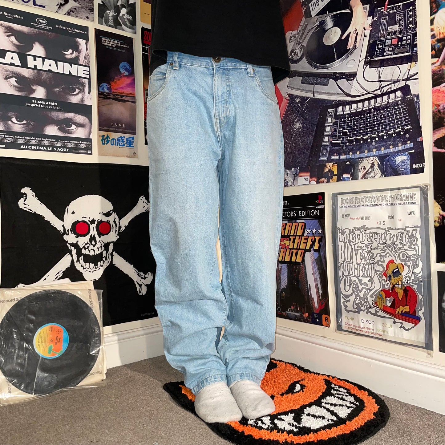 Southpole 00s Embroidered Baggy Jeans 32x32