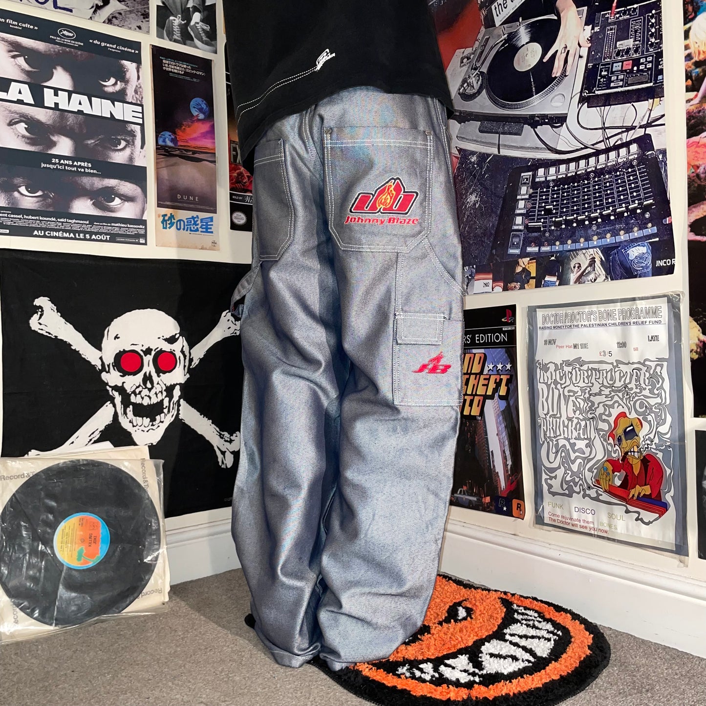 Johnny Blaze 90s Embroidered Baggy Jeans