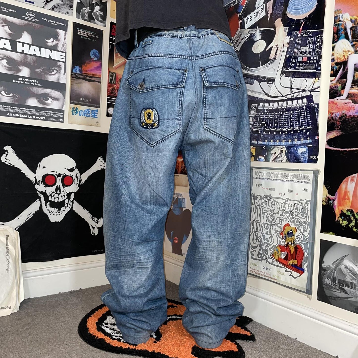 Coogi 90s Embroidered ‘Crest’ Baggy Denim Jeans 36x34
