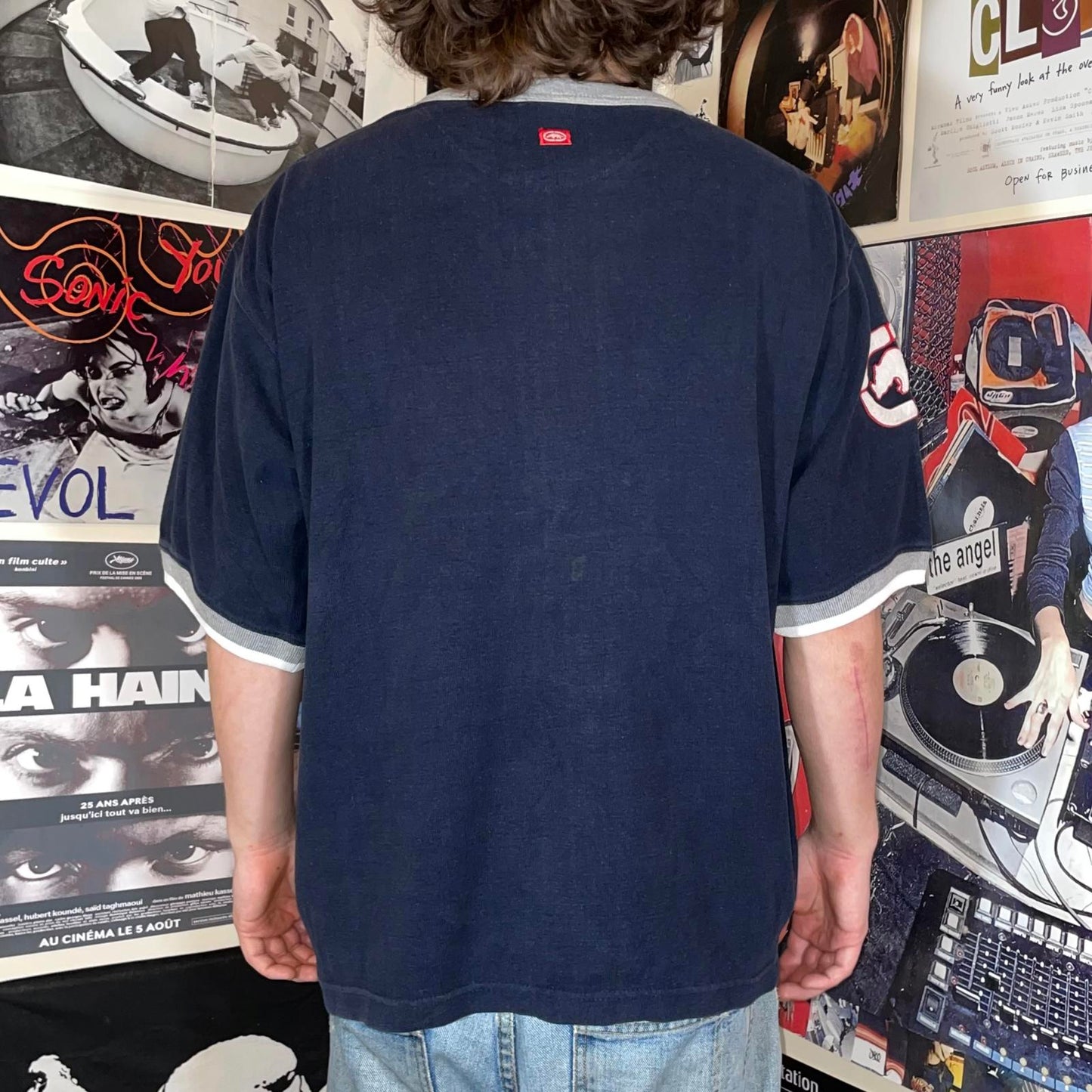 Ecko Unltd. 00s Embroidered Rhino Ringer T-Shirt M