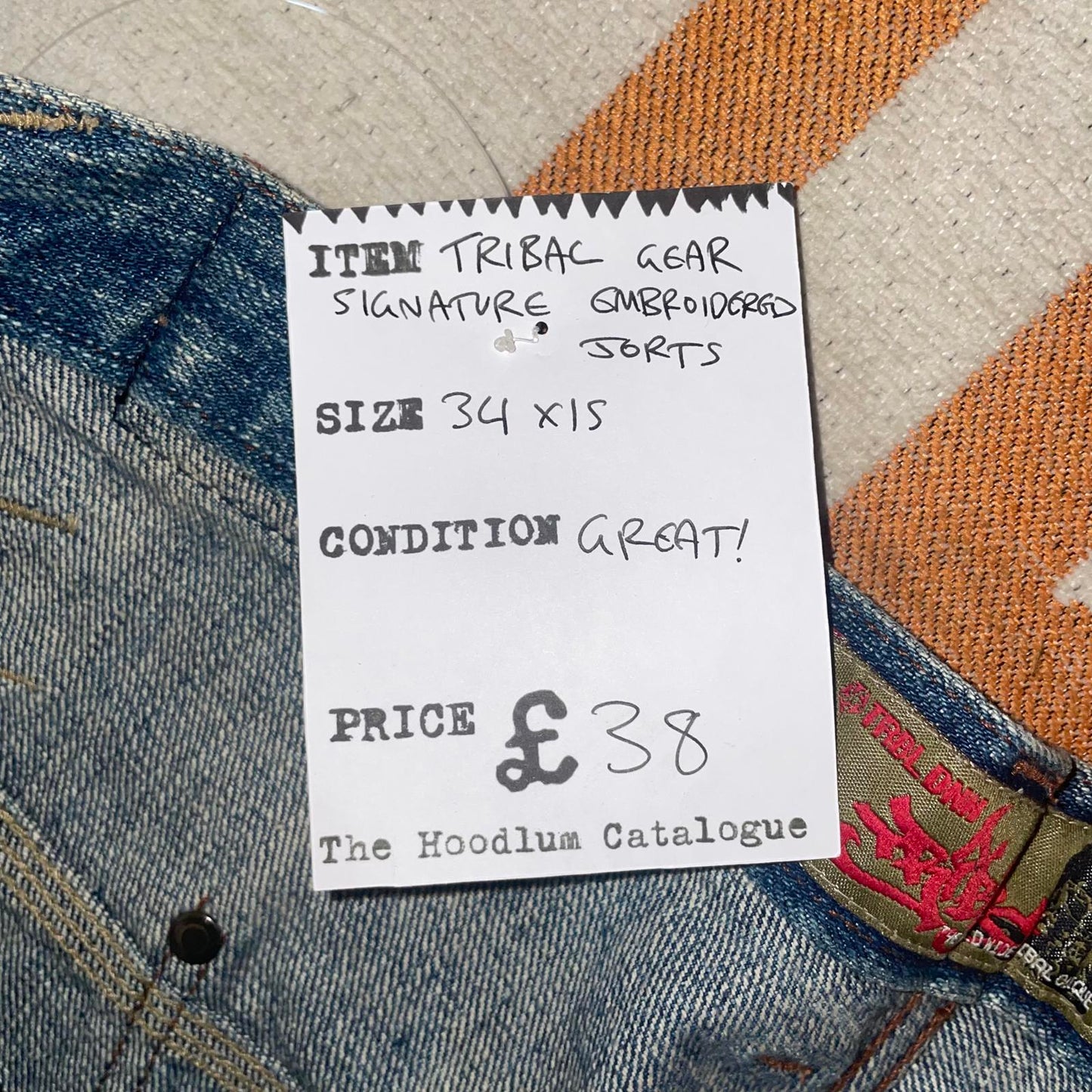 Tribal Gear 00s Embroidered Jorts 34x15