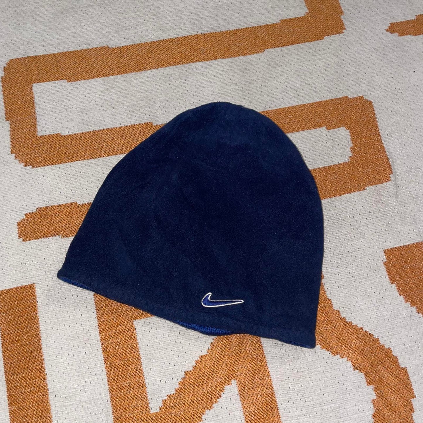 Nike 90s Reversible Swoosh Beanie