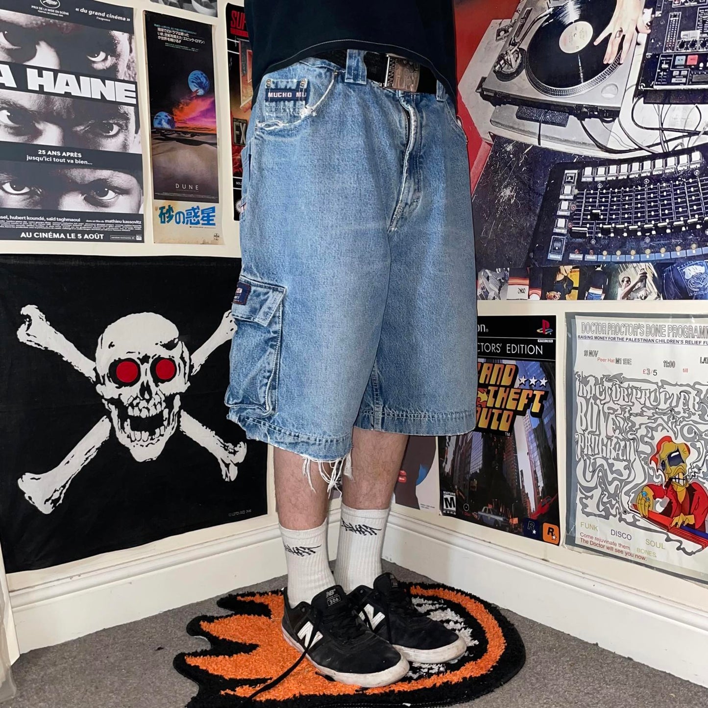 Mucho 90s Baggy Cargo Jorts 36x12