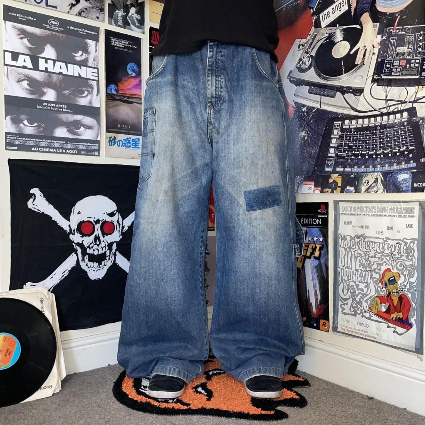Overzeas 90s Embroidered Wide-Leg Blue Jeans 36x35