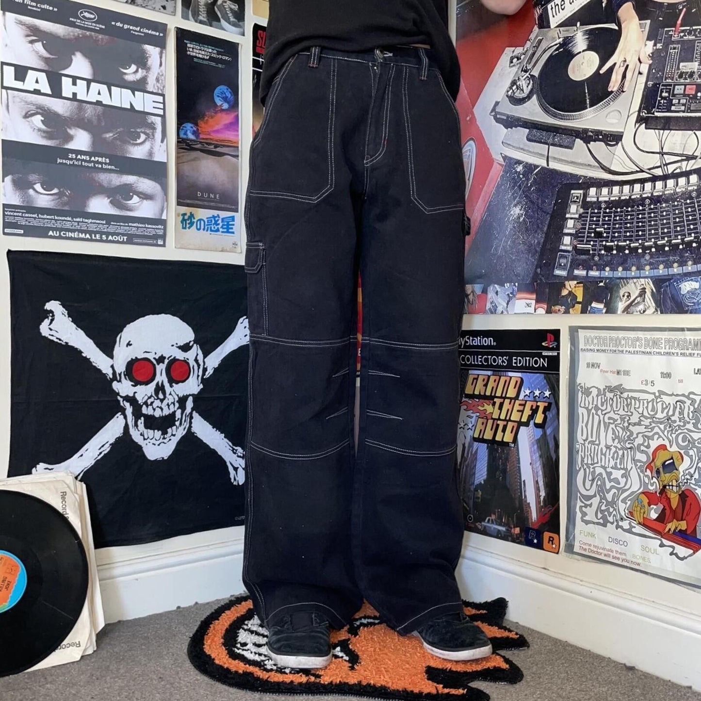 Campus 00s Embroidered ‘AC-WEAR’ Black Trousers 28x33