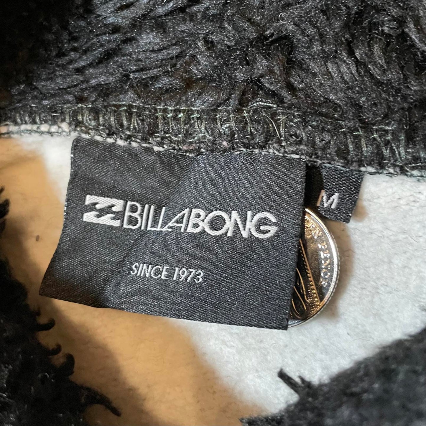 Billabong 00s Camo Embroidered Hoodie M