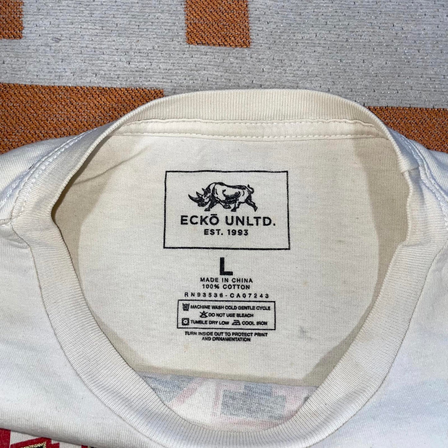 Ecko Unltd. 00s Rhino Print Cream/Gold T-Shirt L