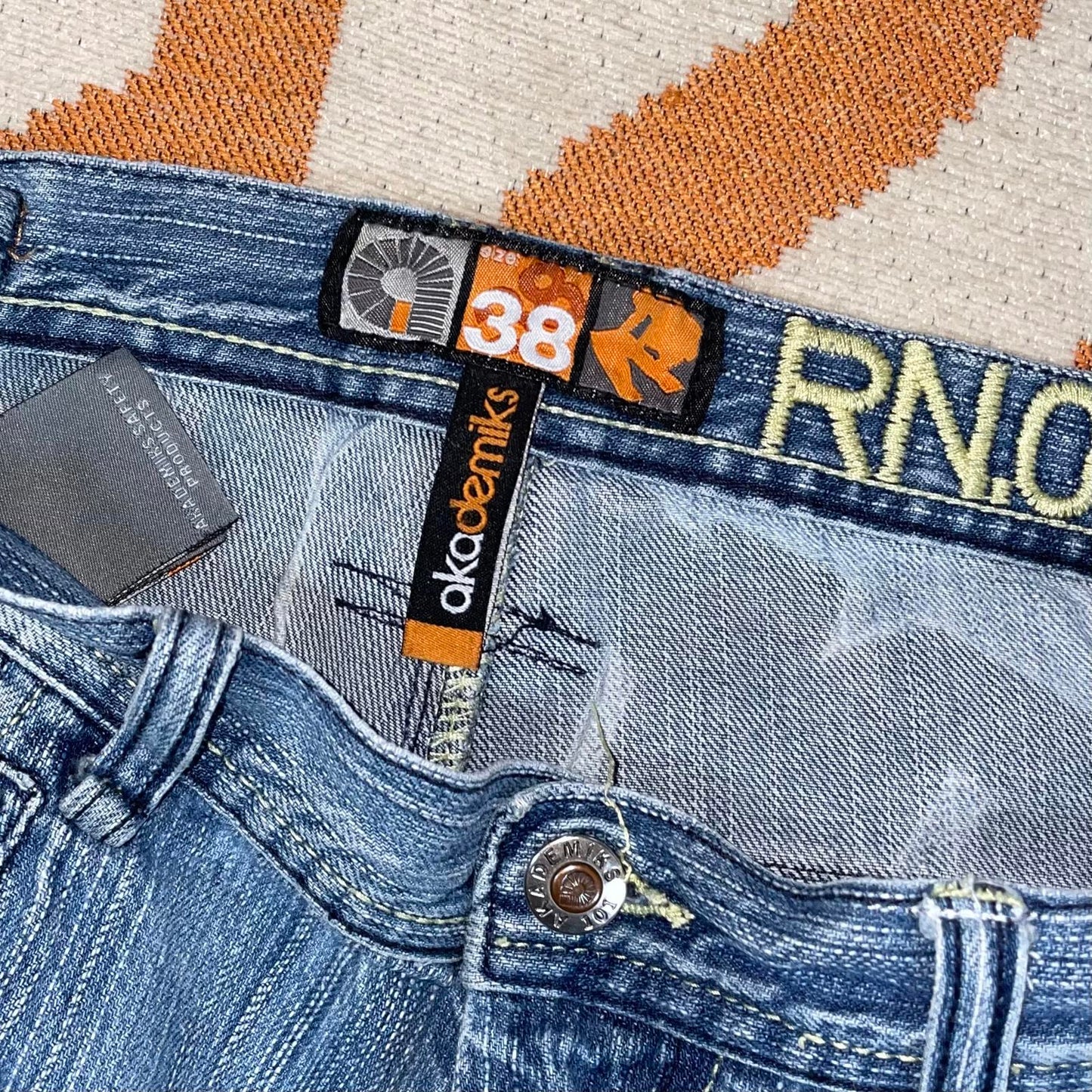 Akademiks 00s Printed ‘Warriors’ Baggy Blue Jeans 38x34