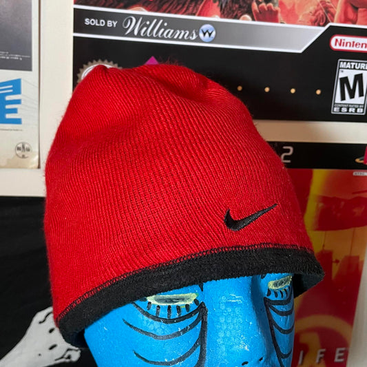 Nike 00s Reversible Swoosh Beanie