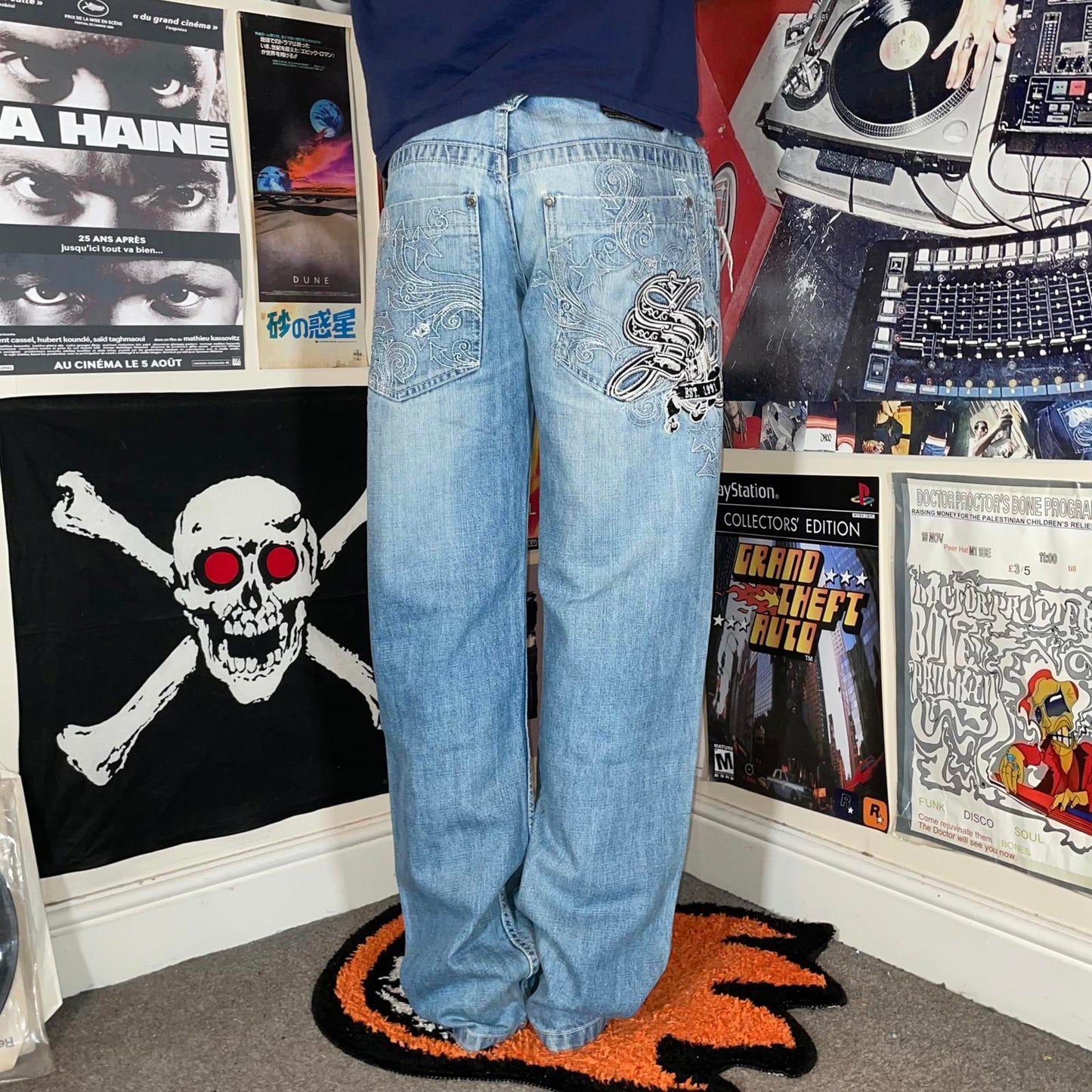 Southpole 00s Embroidered Monogram Blue Jeans 34x32