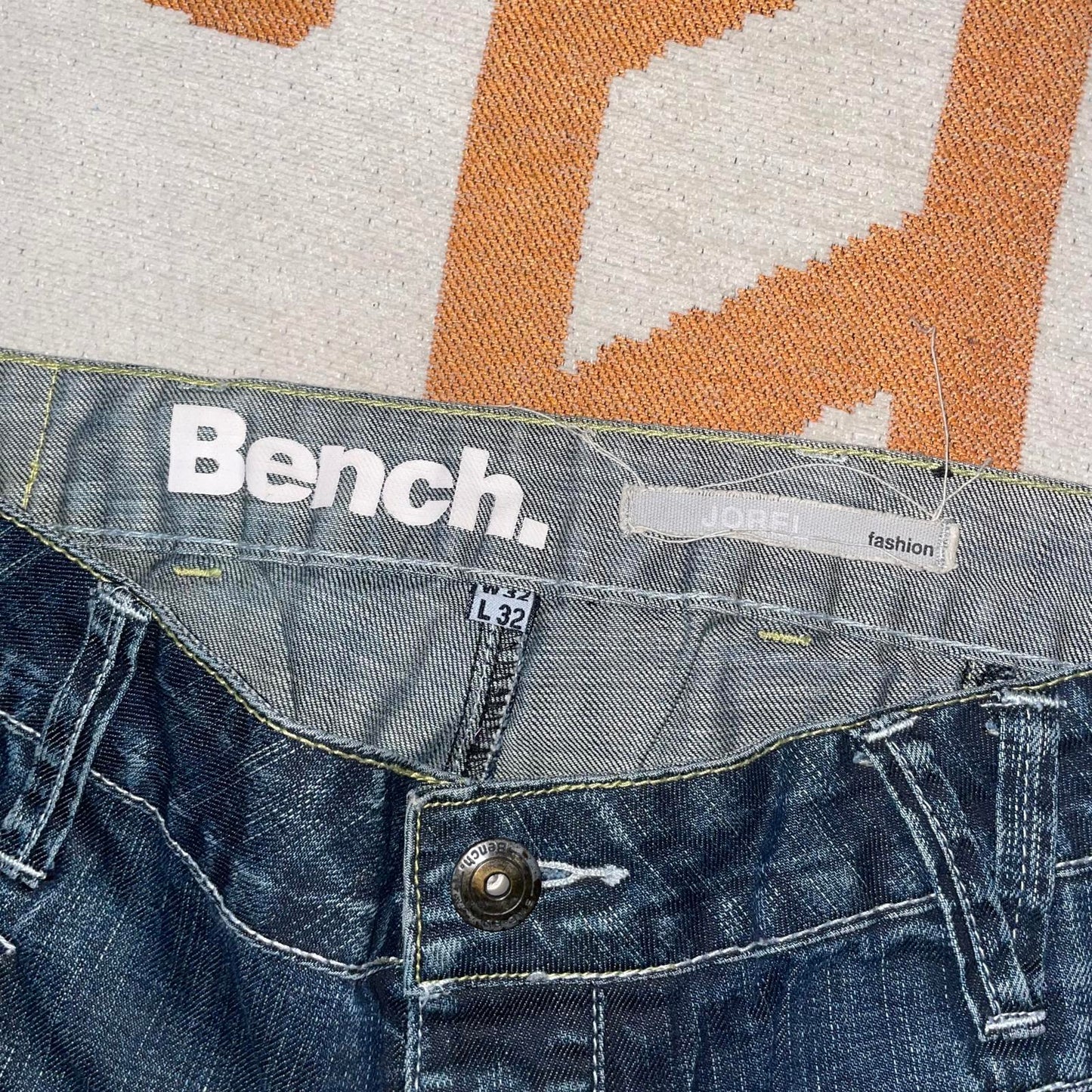 Bench 00s Industrial Printed Jorts 32x11