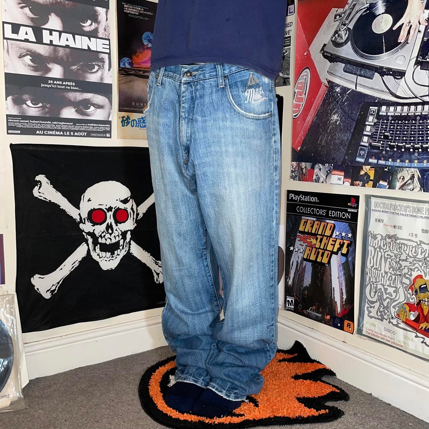 Sir Benni Miles 90s Embroidered Blue Denim Jeans 32x33