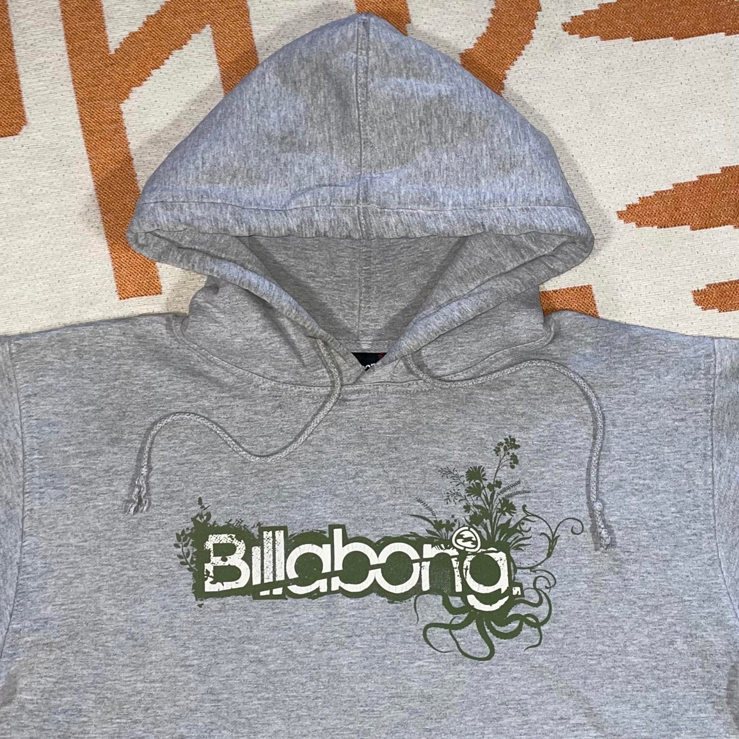 Billabong 00s Flora Spell-Out Graphic Grey Hoodie S