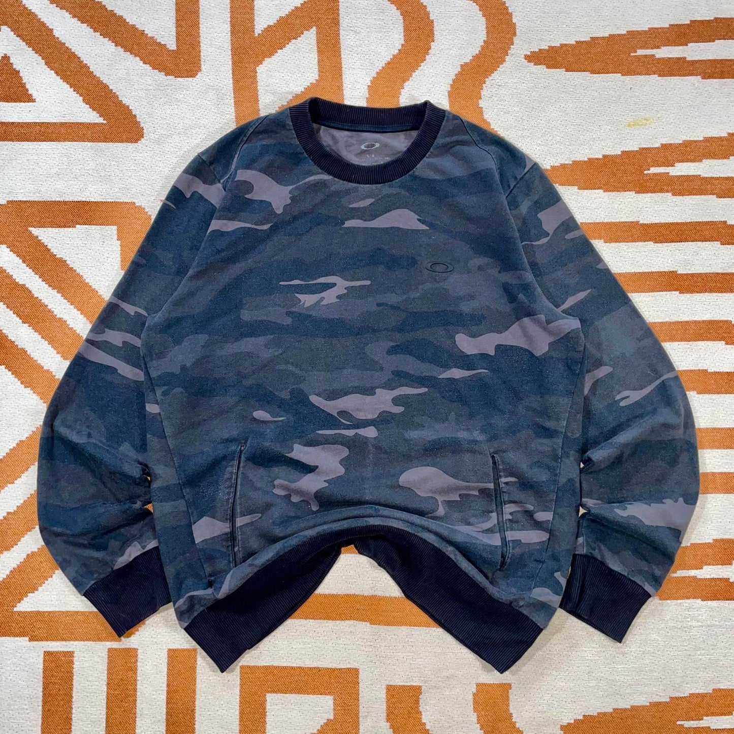 Oakley 00s Camo Print Sweatshirt L