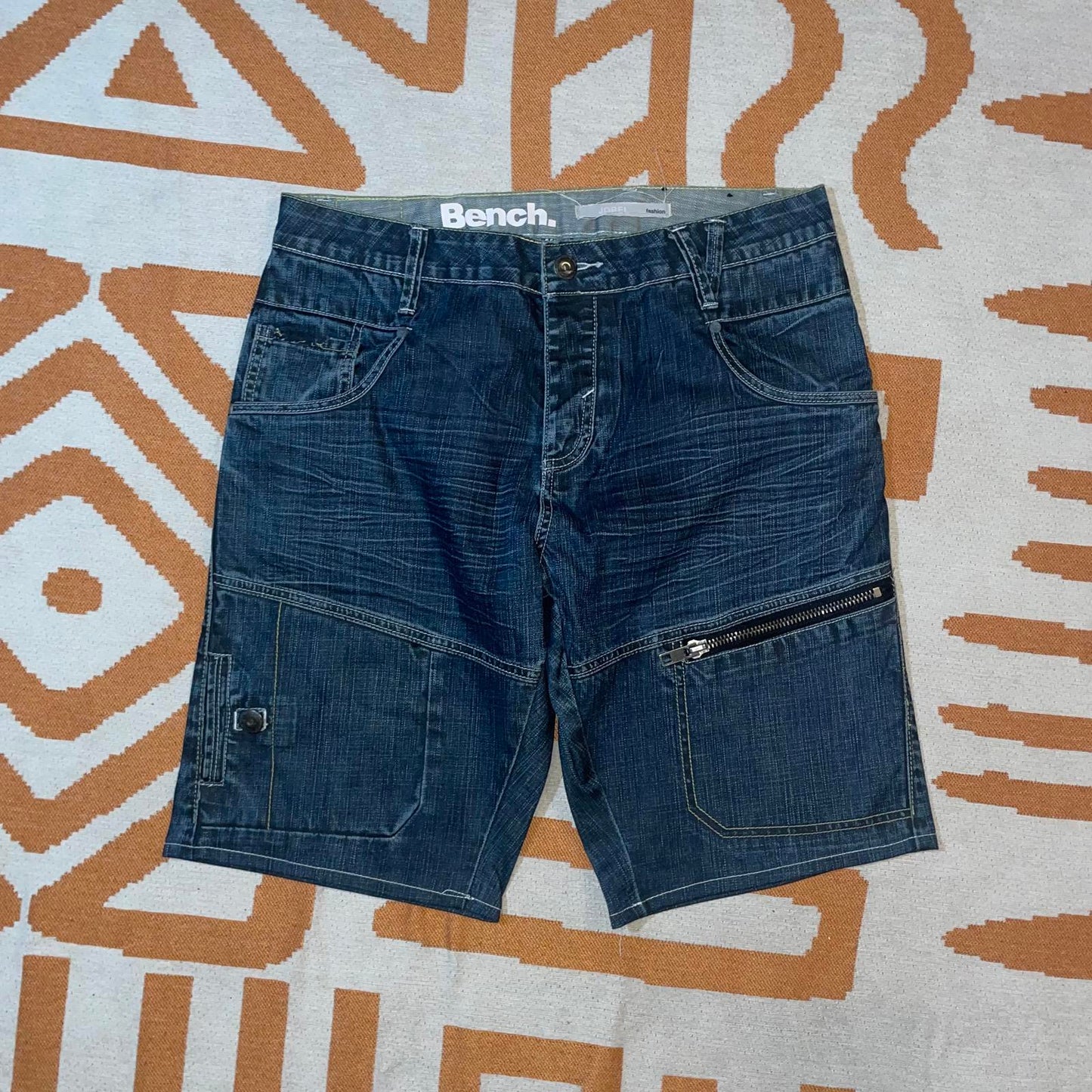 Bench 00s Industrial Printed Jorts 32x11
