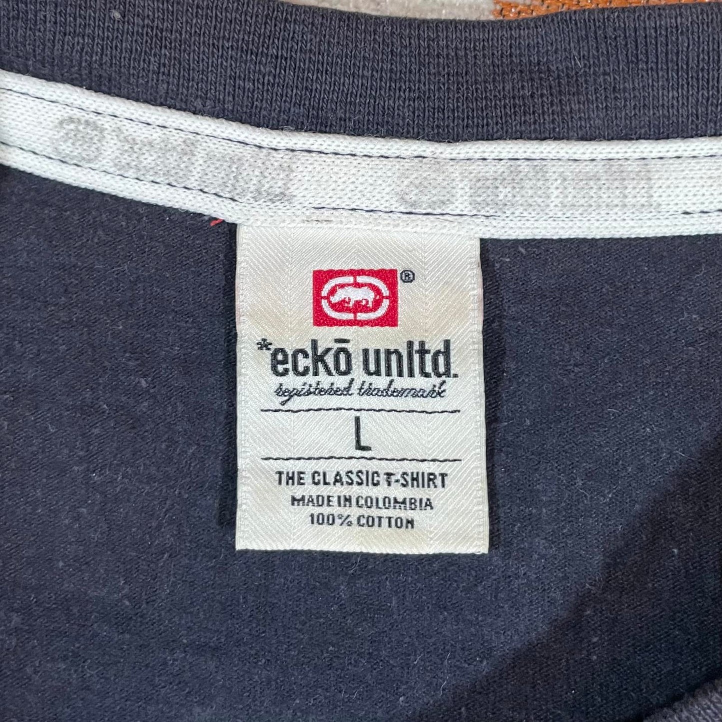 Ecko Unltd. 00s Graphic Spraypaint T-Shirt L