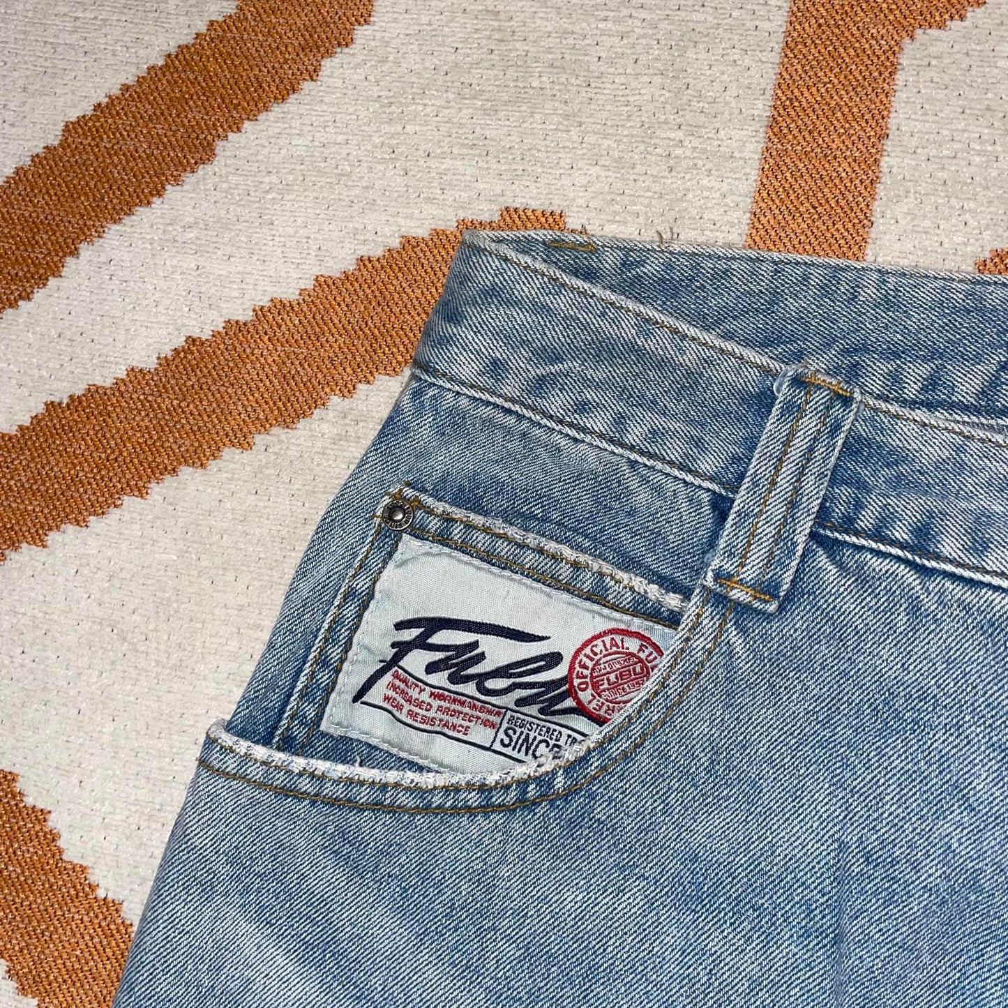 Fubu 90s Embroidered Baggy Jeans 30x32