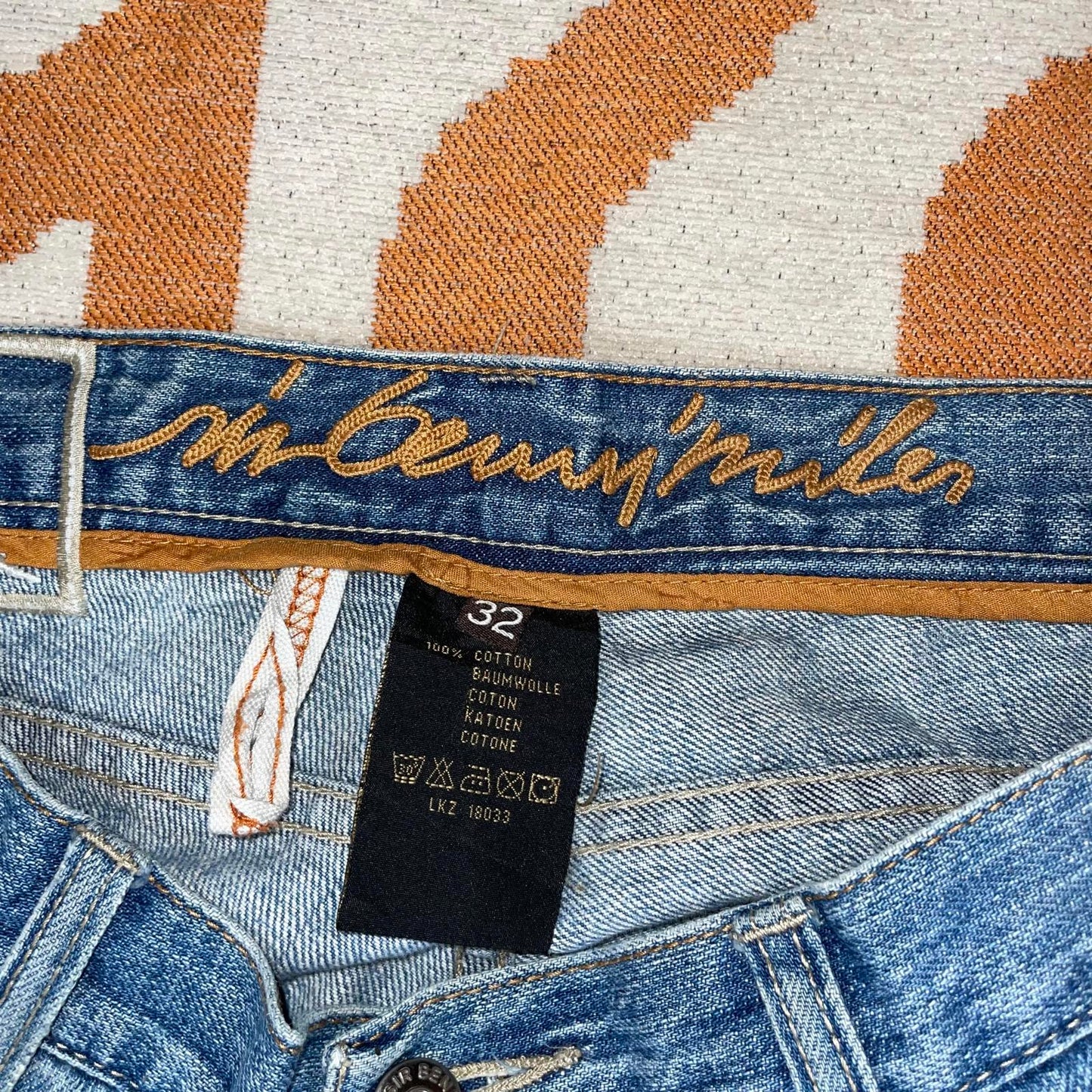 Sir Benni Miles 90s Embroidered Blue Denim Jeans 32x33