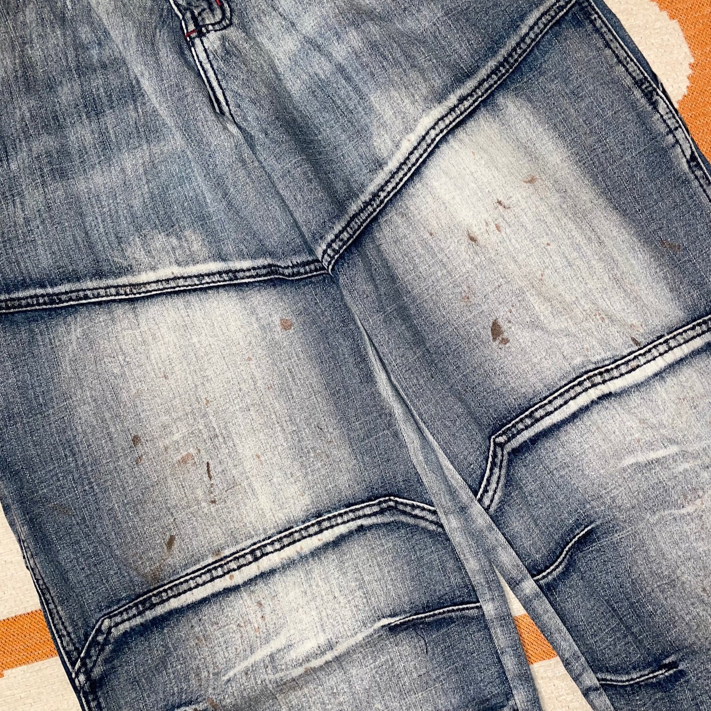 Download 90s Embroidered Skater Jeans 30x30