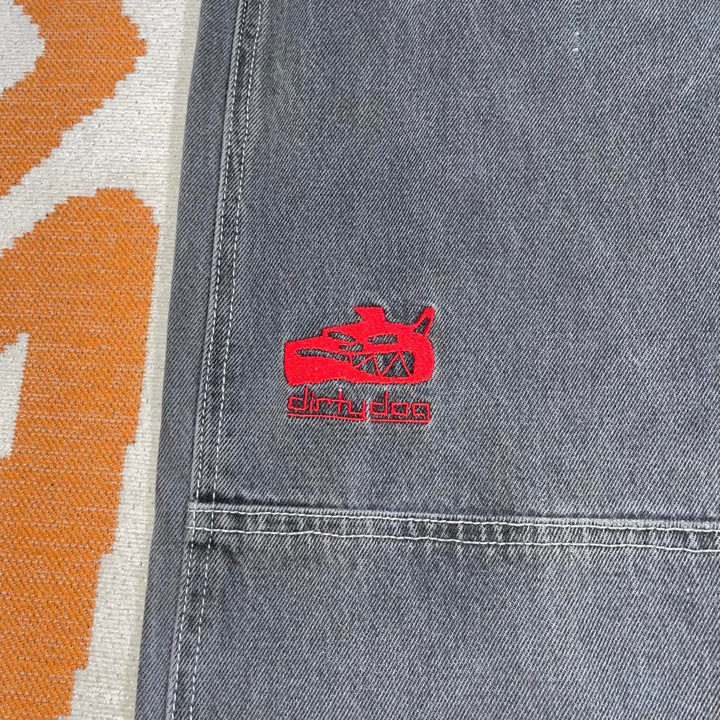 Dirty Dog 90s Embroidered Grey Baggy Cargo Jeans 38x30