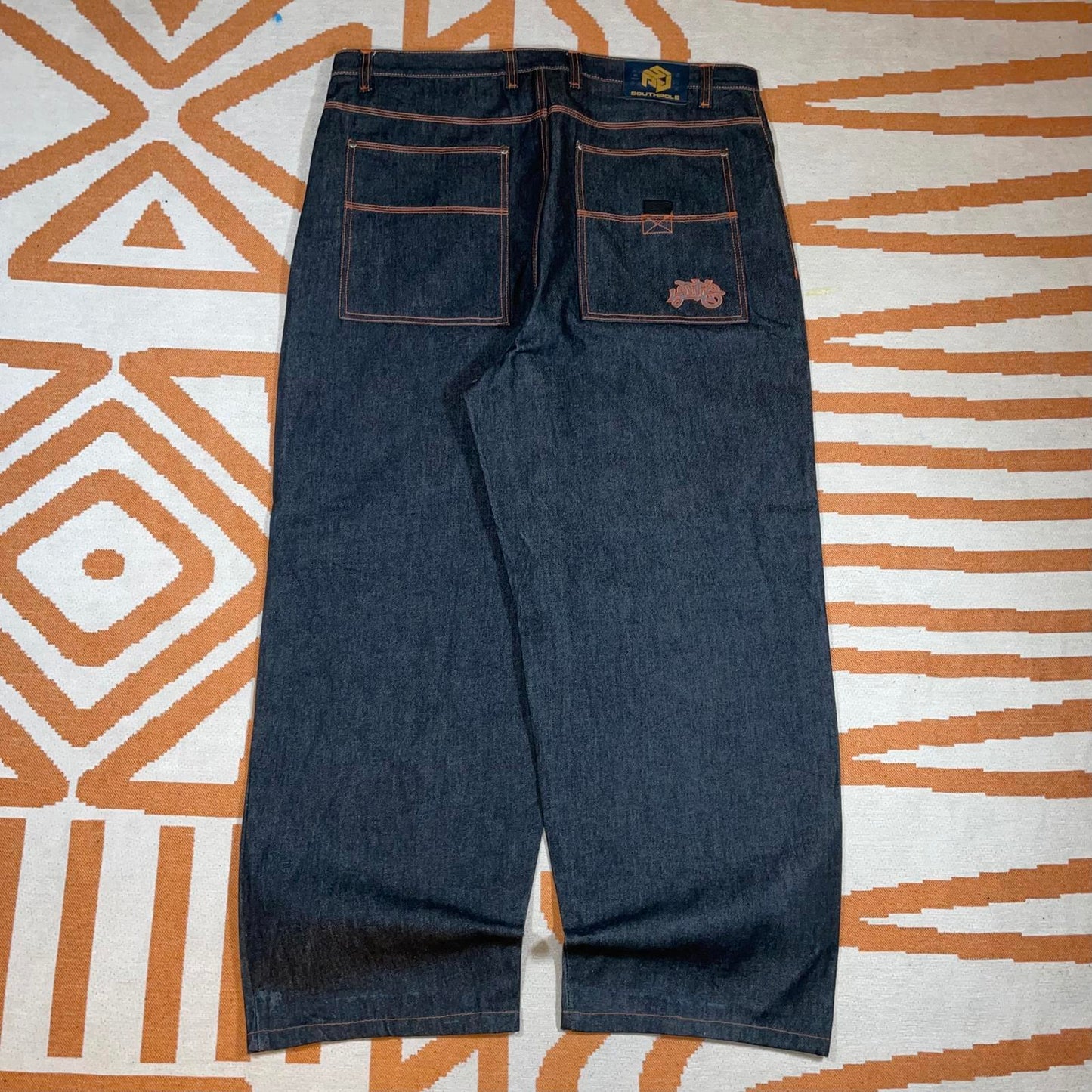 Southpole 90s Embroidered Handstyle Baggy Black Denim Jeans 42x34