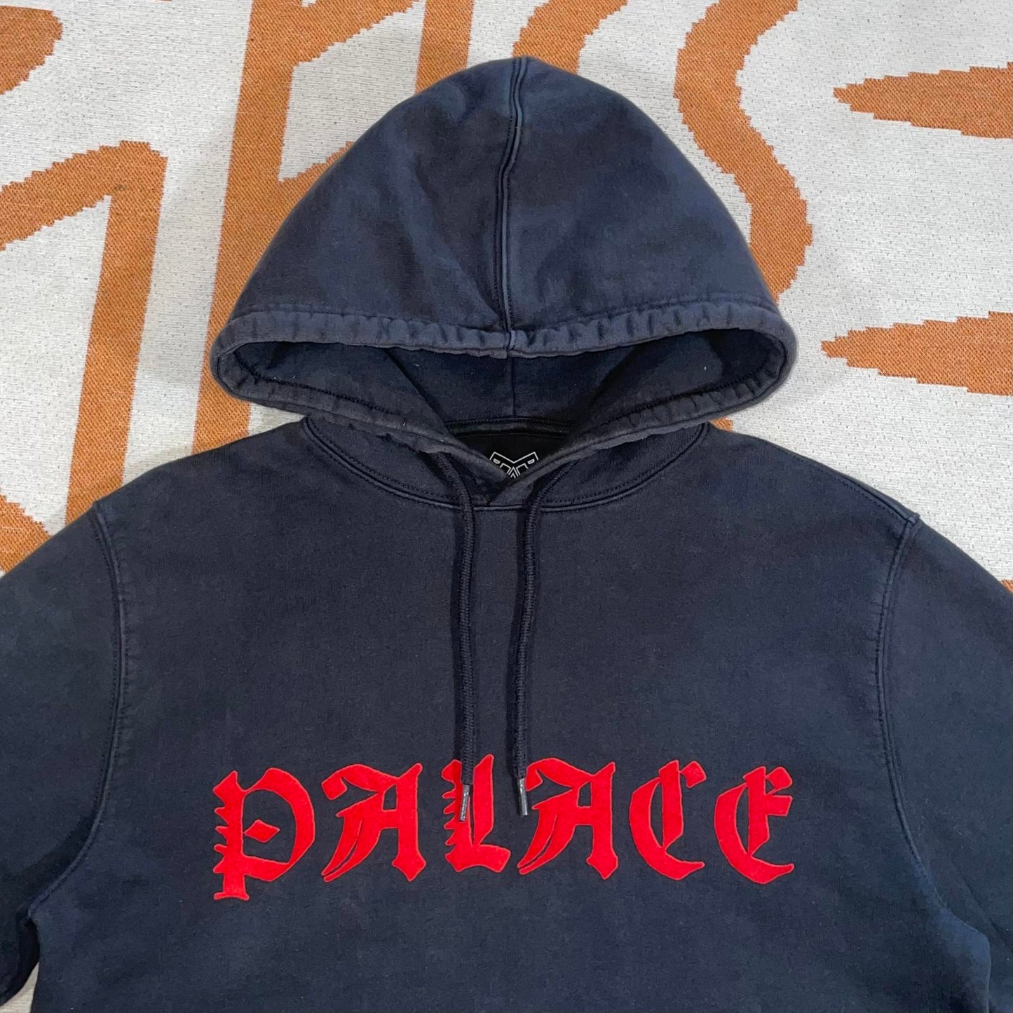 Palace ‘19 Graphic Moon Tree Black Hoodie S